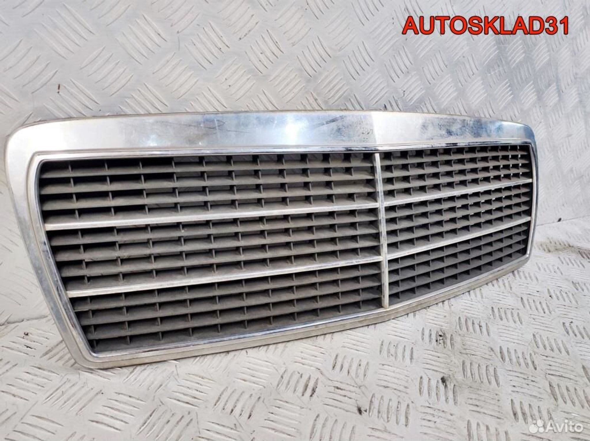 Решетка радиатора Mercedes Benz W210 A2108880023, 2900 рублей, Дубовое