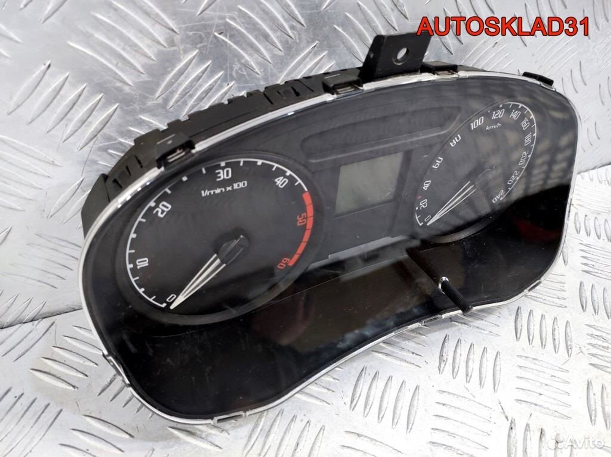 Панель приборов Skoda Fabia 2 1,4 TDI 5J0920801C, 2900 рублей, Дубовое