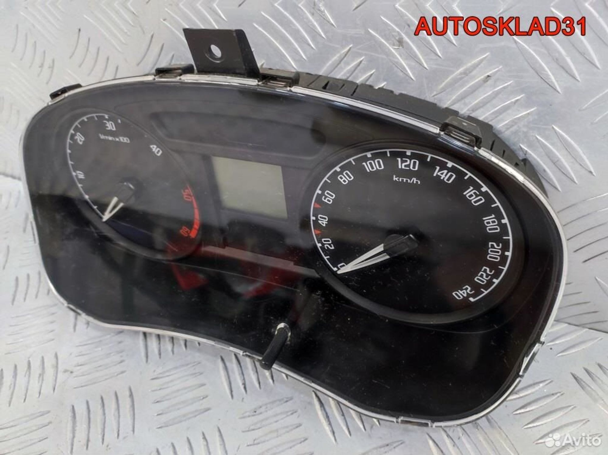 Панель приборов Skoda Fabia 2 1,4 TDI 5J0920801C, 2900 рублей, Дубовое