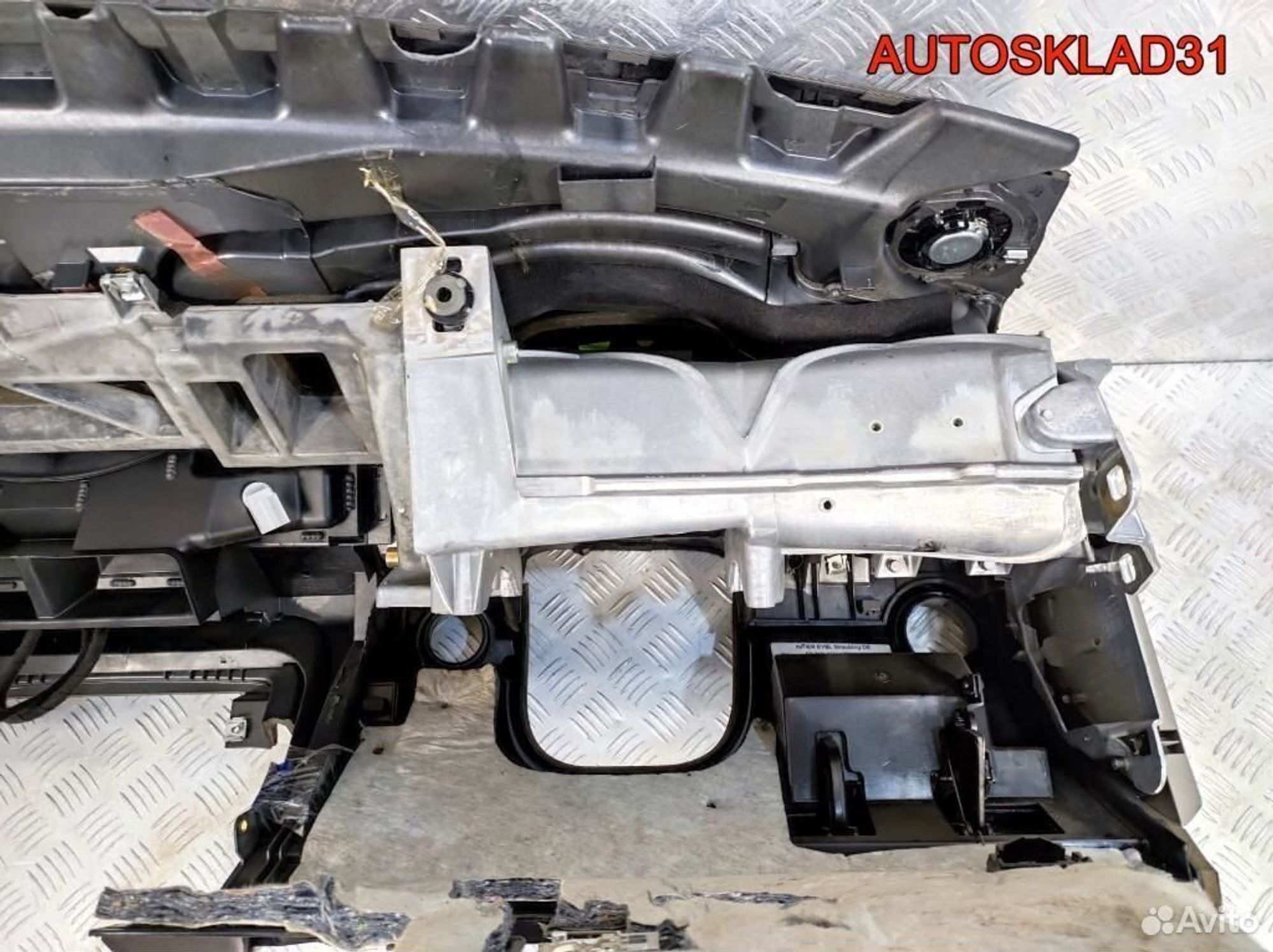 Торпедо Audi A8 D3 4E1857003D, 12200 рублей, Дубовое