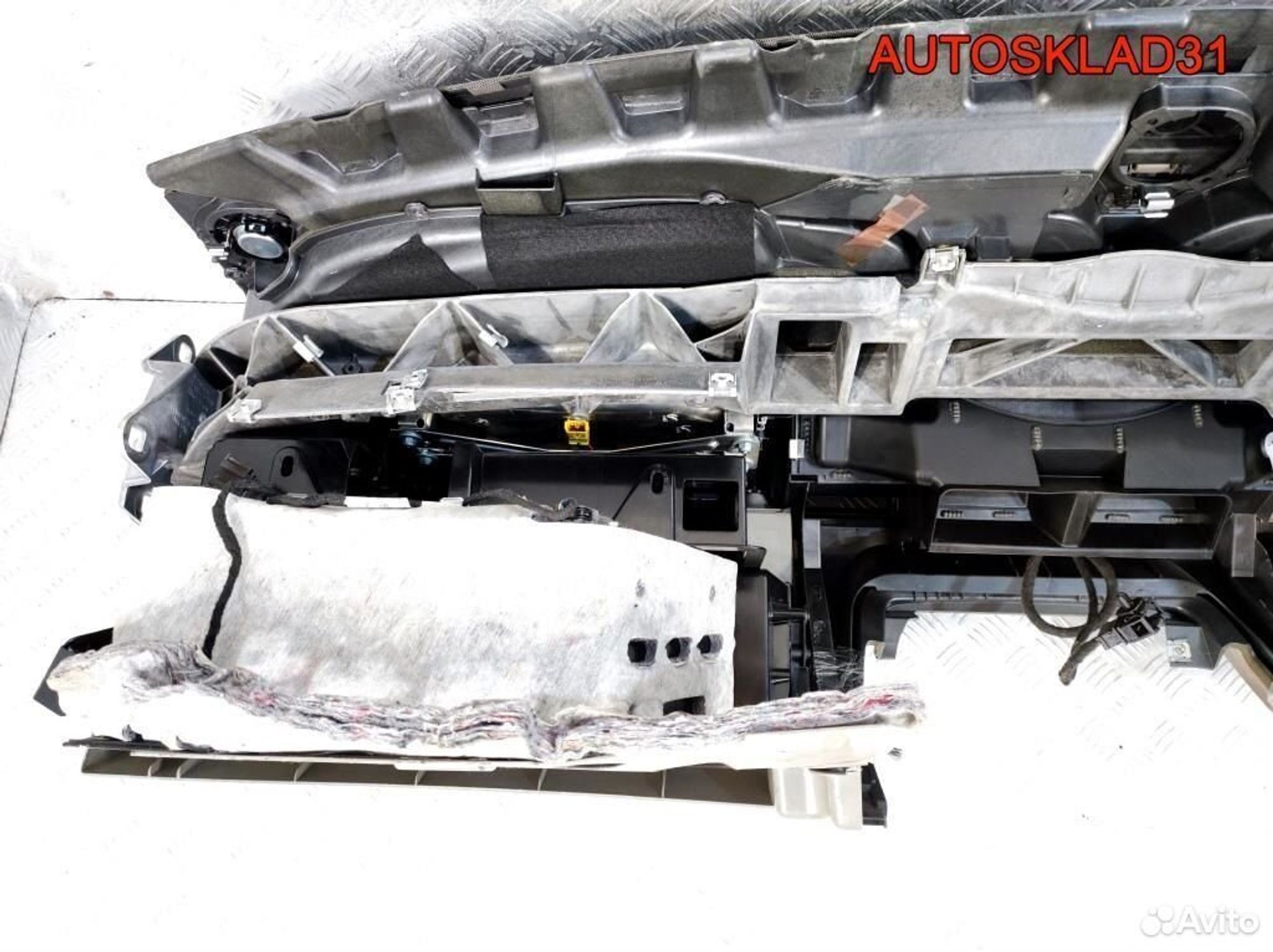 Торпедо Audi A8 D3 4E1857003D, 12200 рублей, Дубовое