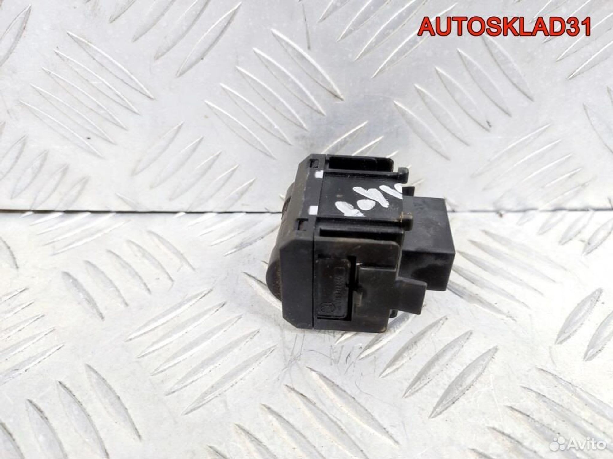 Кнопка корректора фар Skoda Fabia 5J0941333A, 600 рублей, Дубовое