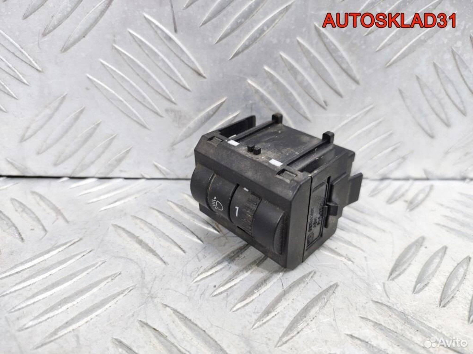 Кнопка корректора фар Skoda Fabia 5J0941333A, 600 рублей, Дубовое