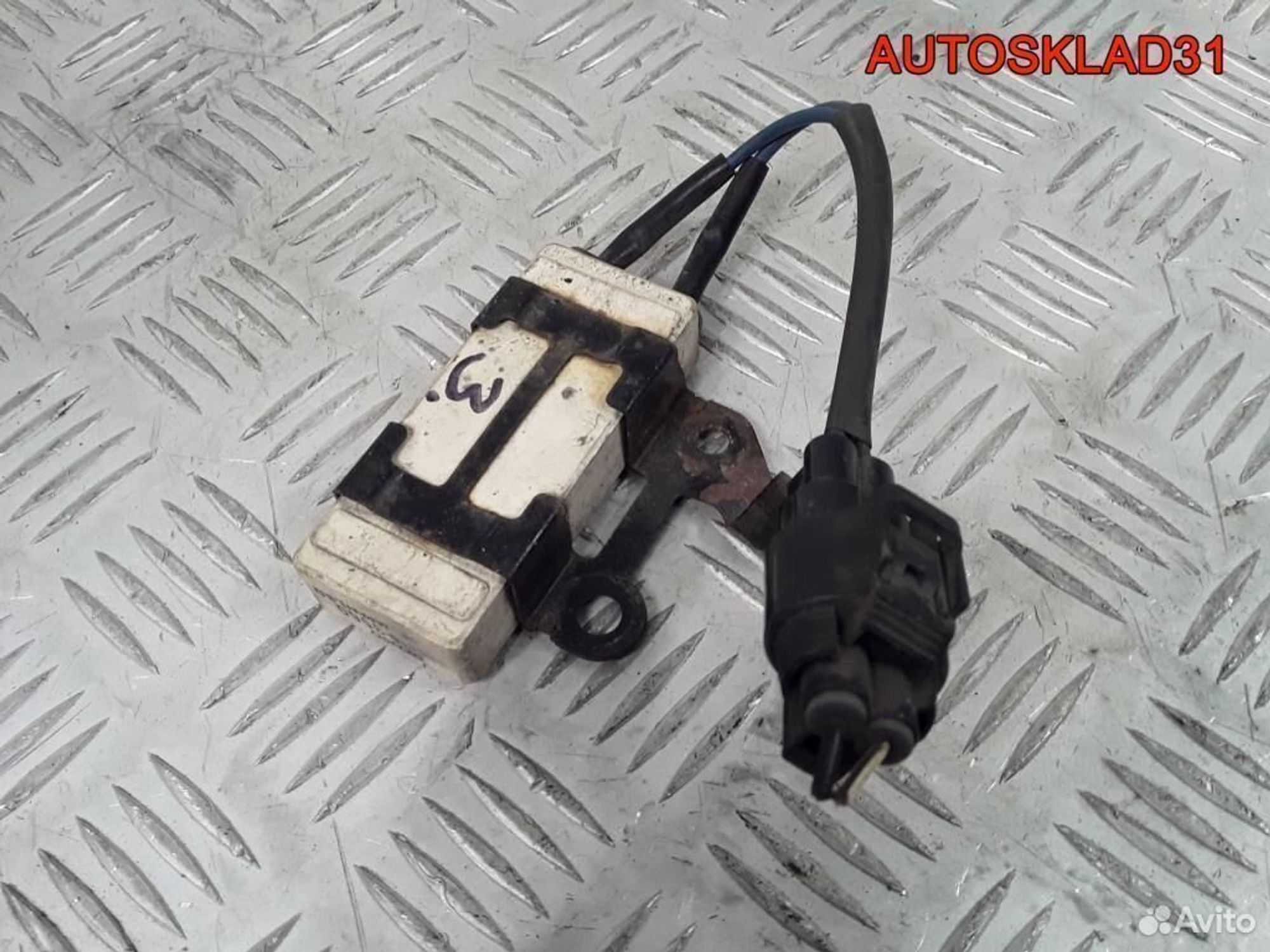 Блок управления вентилятором Toyota Avensis 2, 1100 рублей, Дубовое