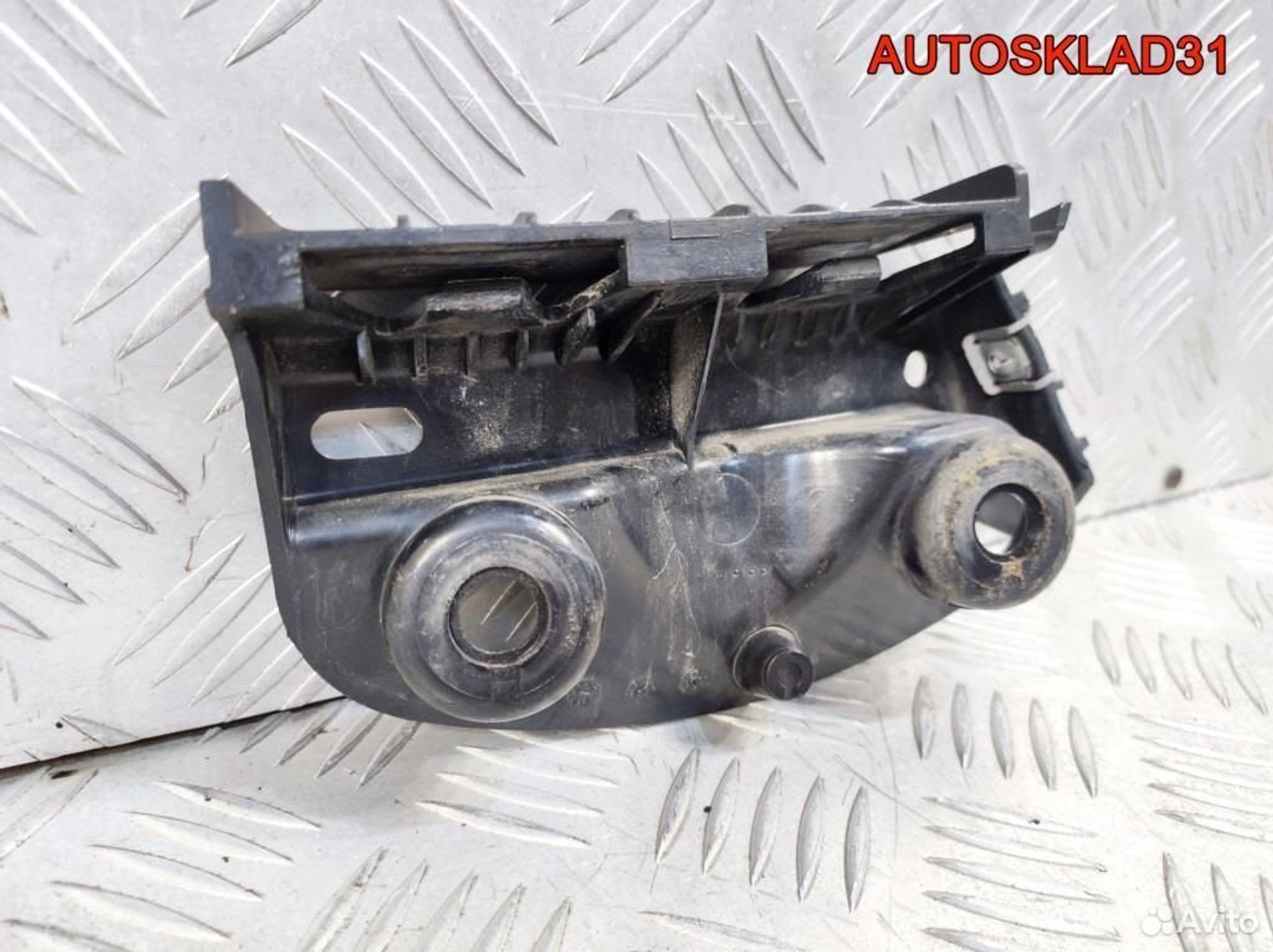 Направляющая заднего бампера правая BMW E90, 600 рублей, Дубовое