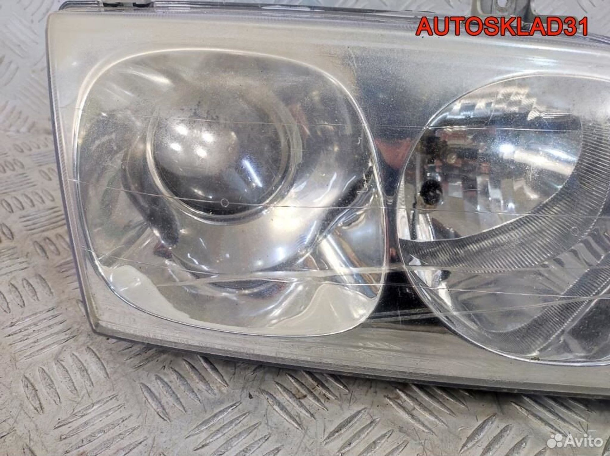 Фара правая Hyundai Trajet 921023A000, 9800 рублей, Дубовое