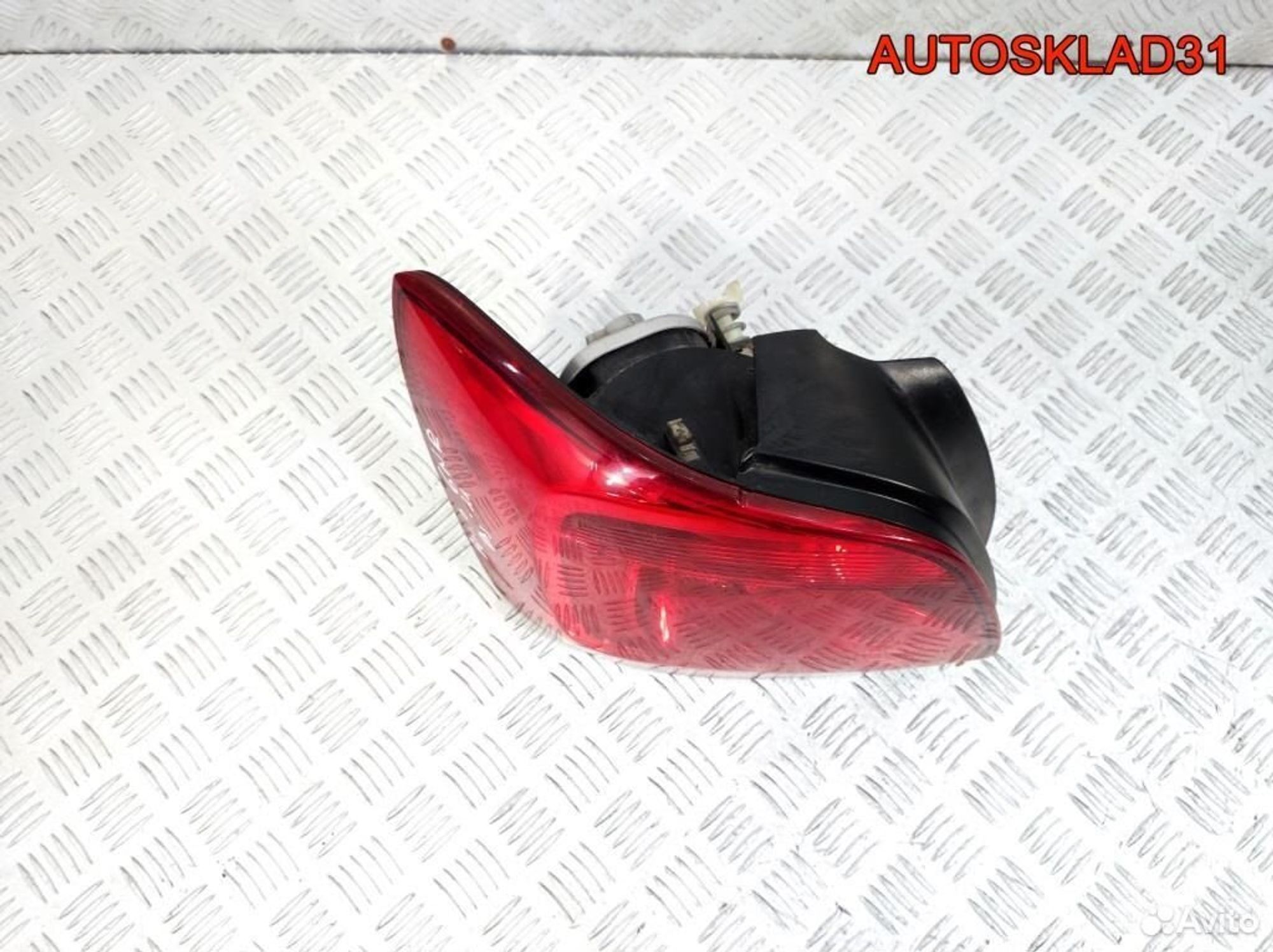 Фонарь задний левый VW Polo HB 6R0945095N Хетчбэк, 3600 рублей, Дубовое