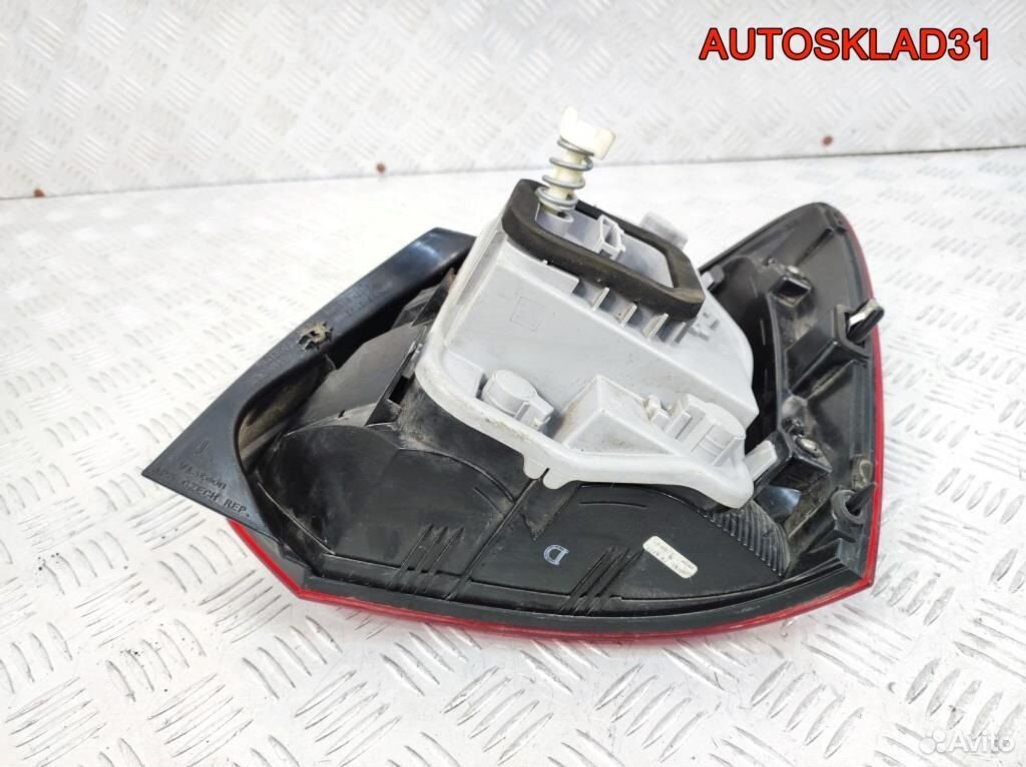 Фонарь задний левый VW Polo HB 6R0945095N Хетчбэк, 3600 рублей, Дубовое