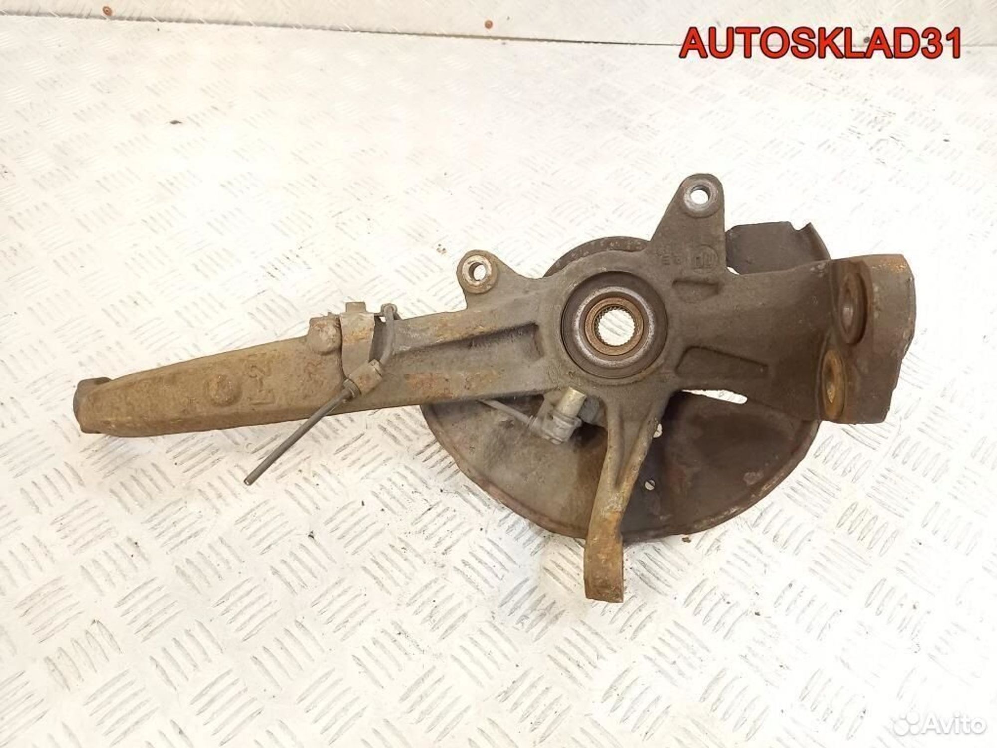 Кулак поворотный передний левый Mazda 6 GJ6A33030, 3300 рублей, Дубовое