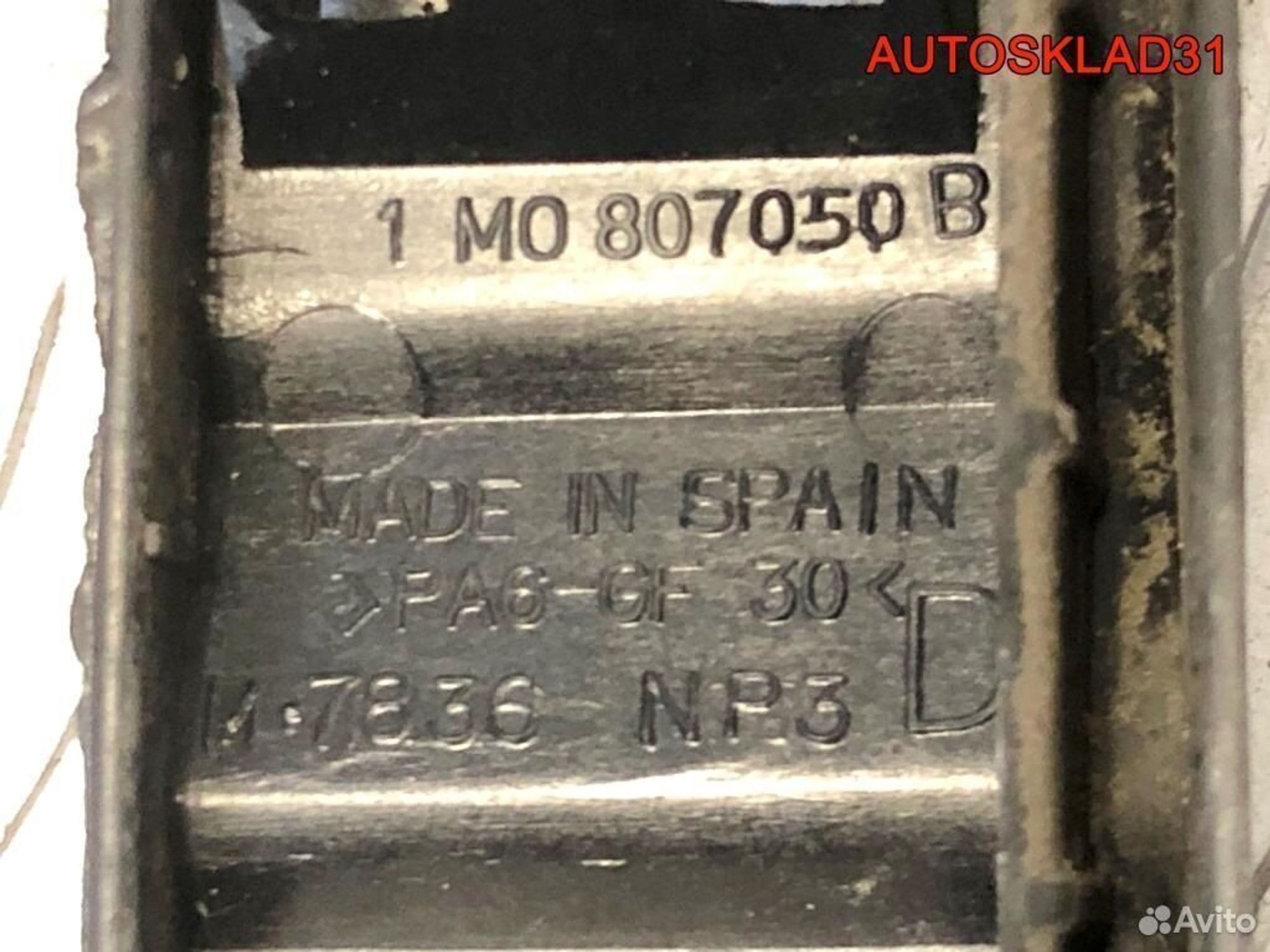 Направляющая переднего бампера правая Seat Leon 1M, 900 рублей, Дубовое