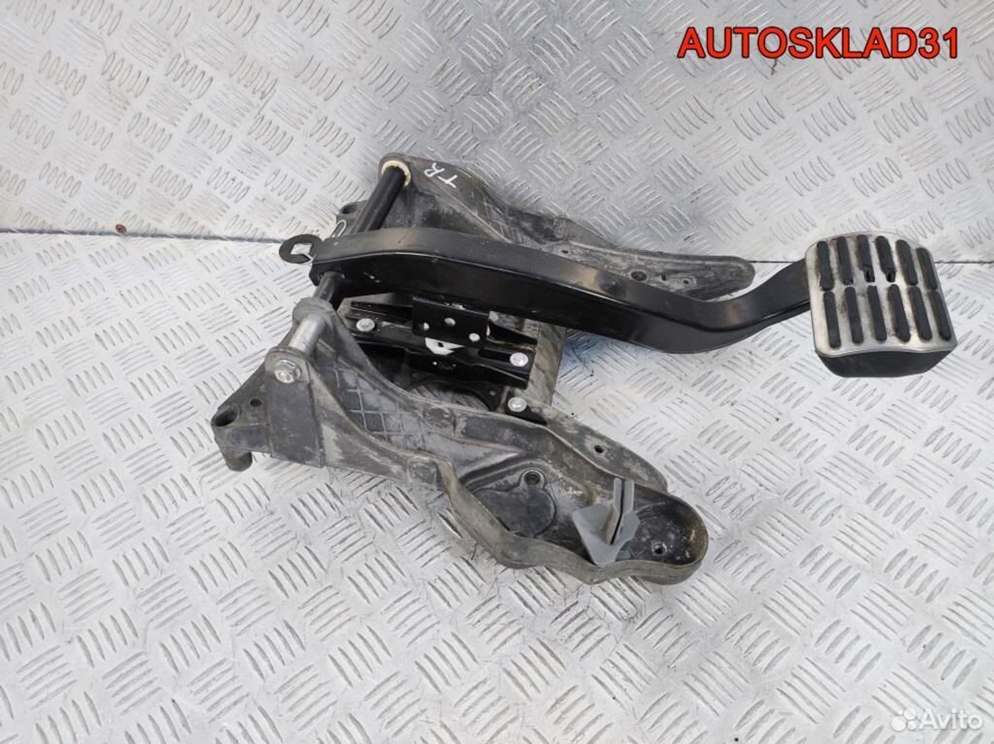 Педаль тормоза АКПП VW Touareg 7L0723142B, 2100 рублей, Дубовое