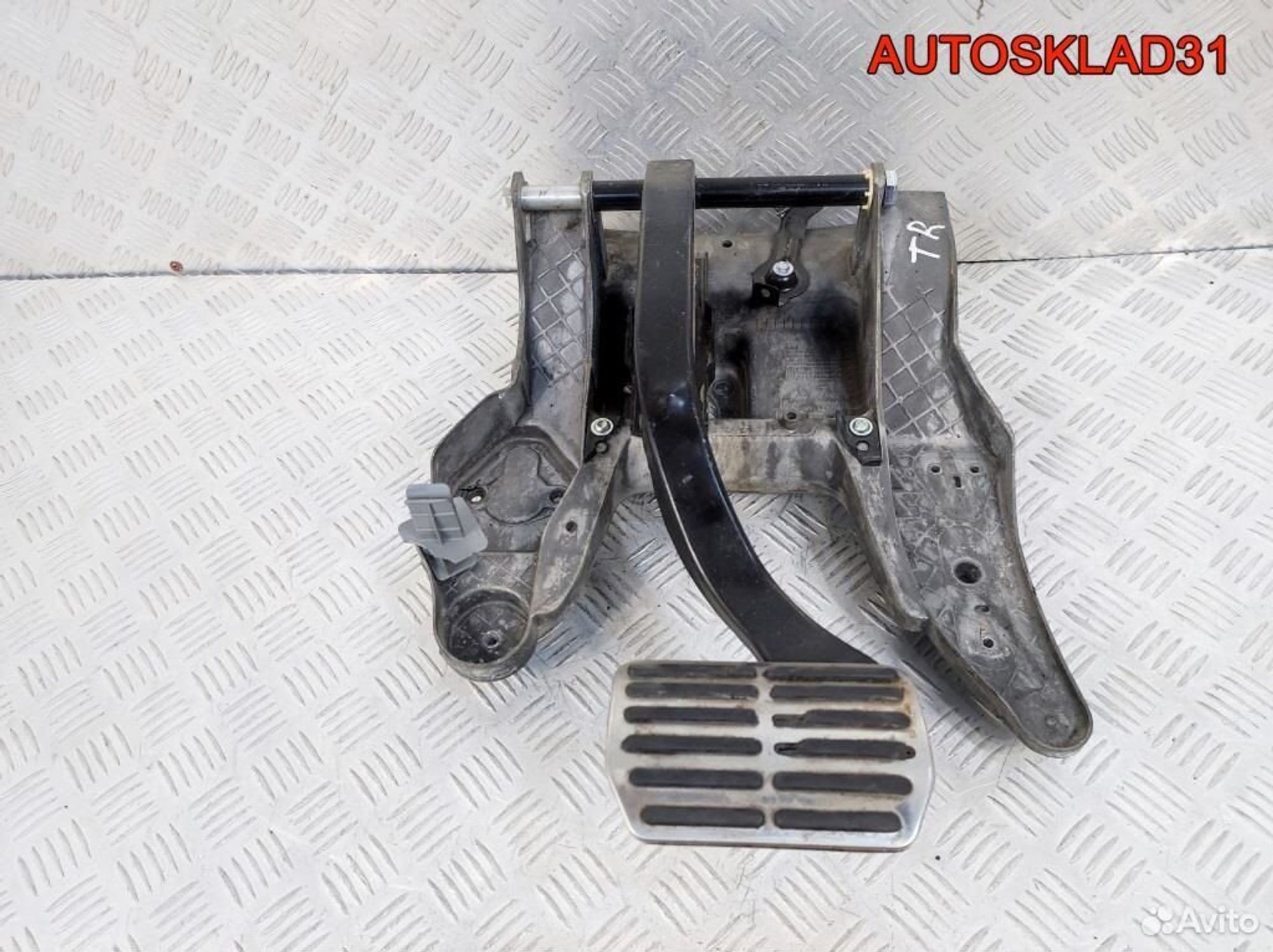 Педаль тормоза АКПП VW Touareg 7L0723142B, 2100 рублей, Дубовое