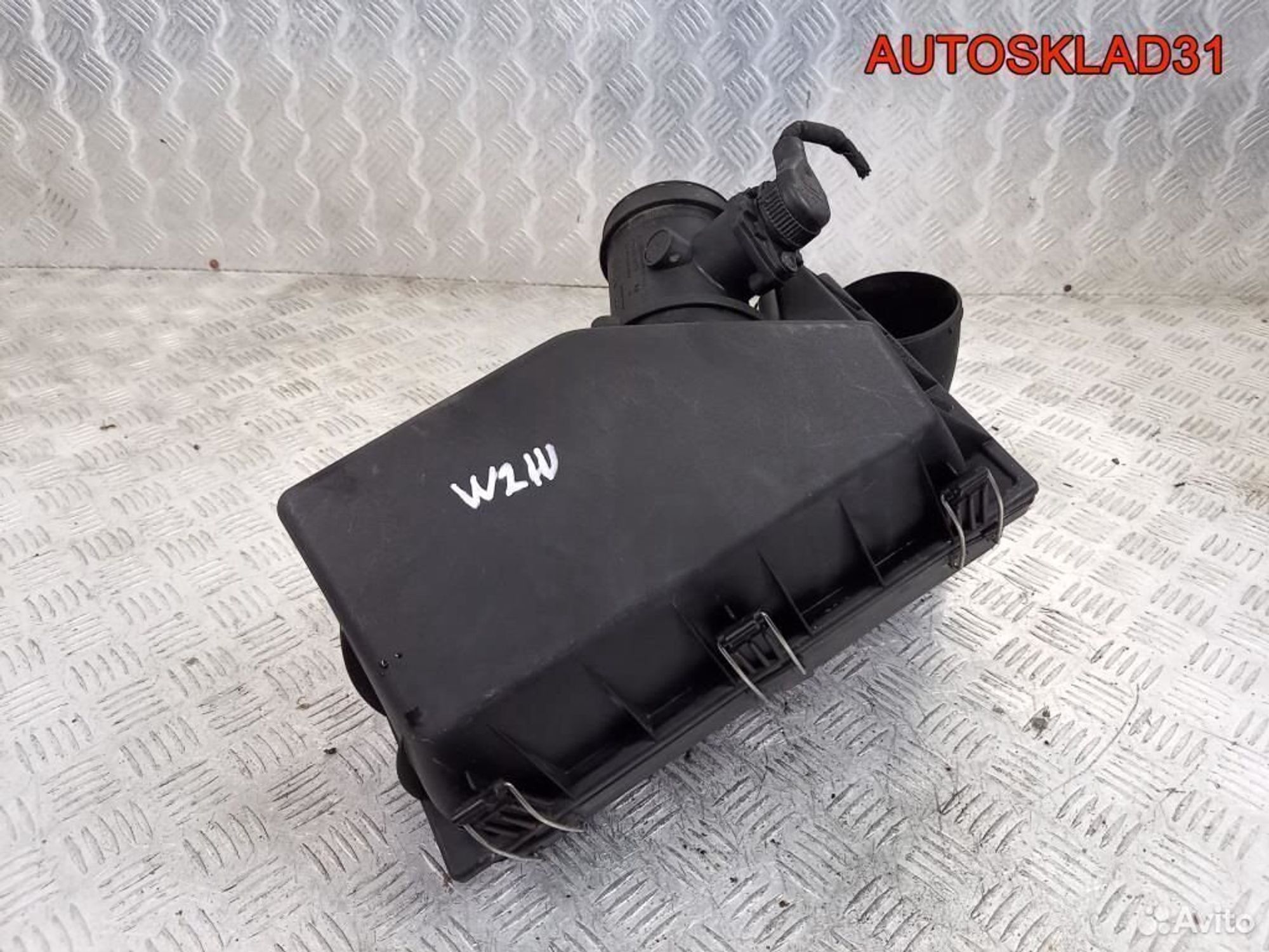 Корпус воздушного фильтра Мерседес В211 6040940604, 1200 рублей, Дубовое