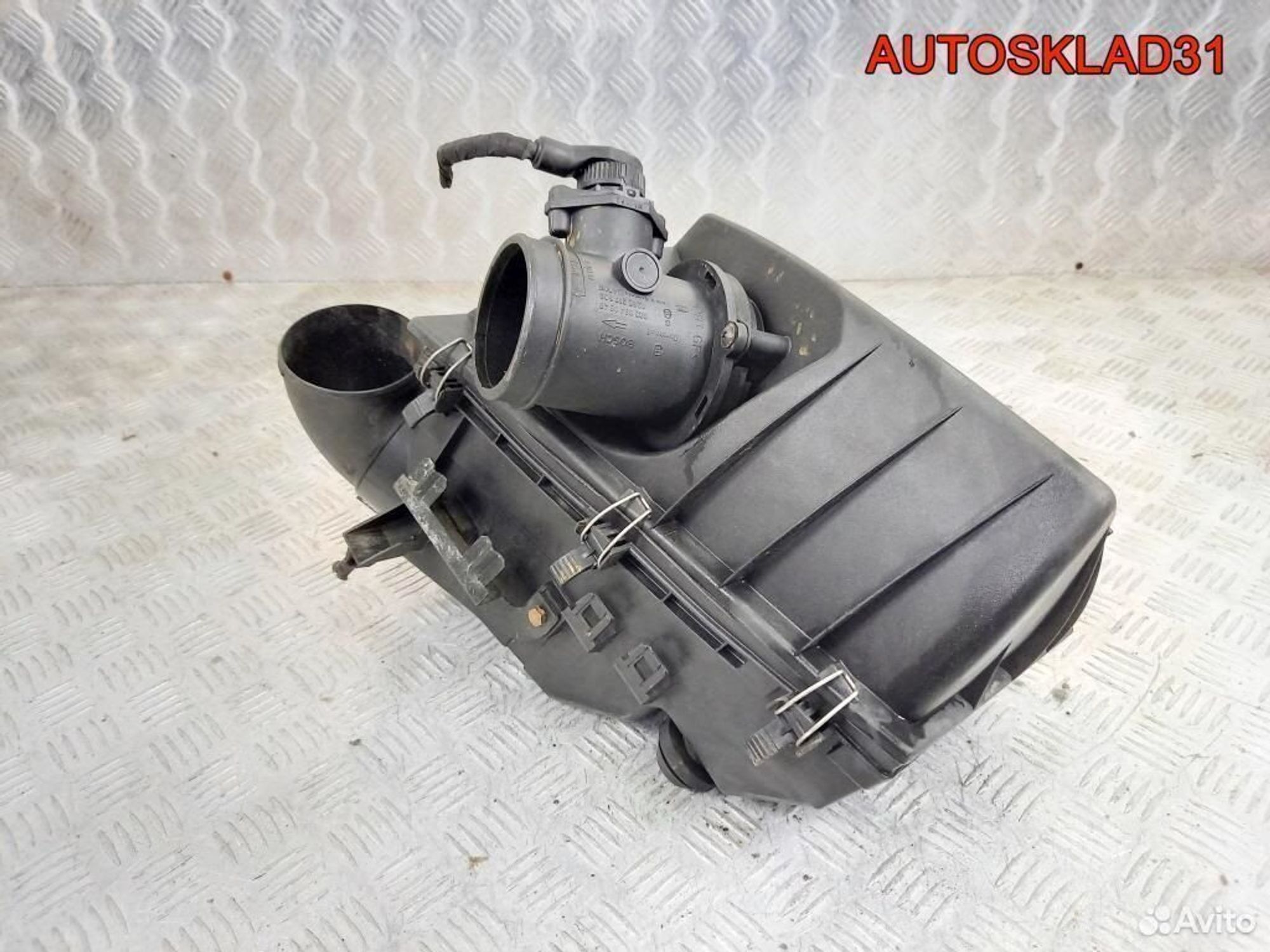 Корпус воздушного фильтра Мерседес В211 6040940604, 1200 рублей, Дубовое