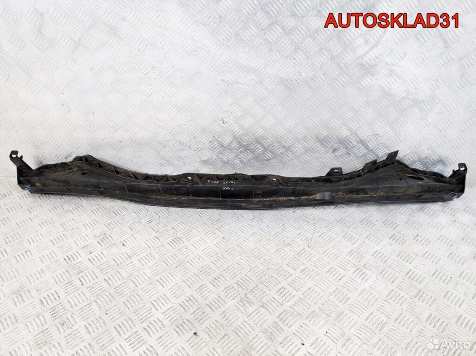 Решетка стеклоочистителя Peugeot 208 9676158680, 3700 рублей, Дубовое