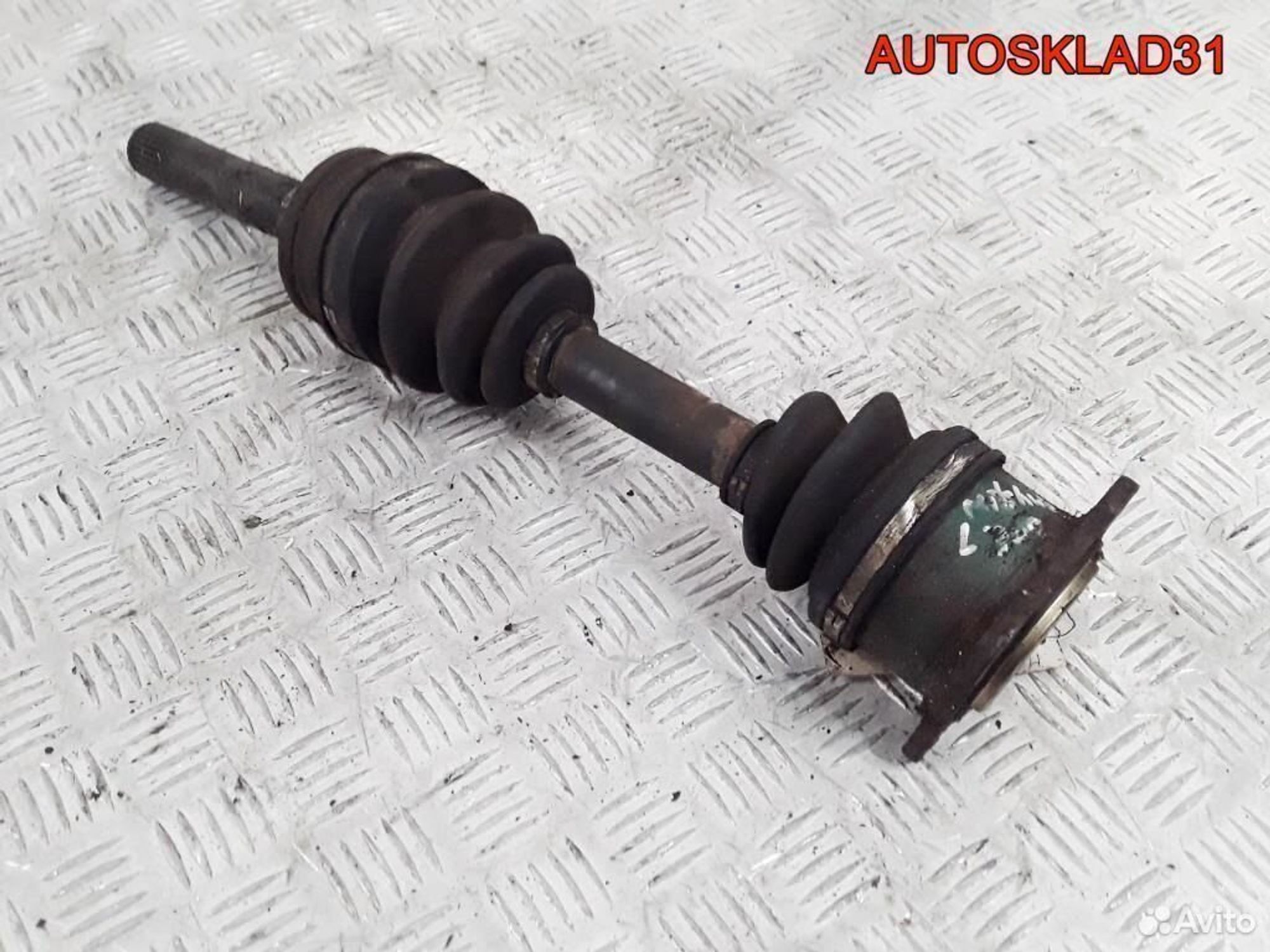 Привод передний правый Mitsubishi L300 2.4TD 4D56, 3600 рублей, Дубовое