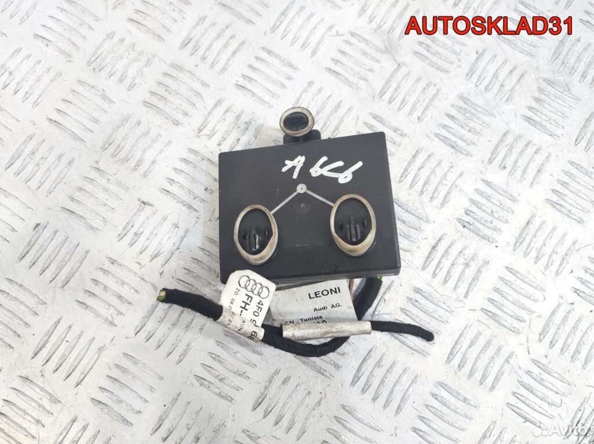 Блок комфорта задней двери Audi A6 C6 4F0959795E, 1400 рублей, Дубовое