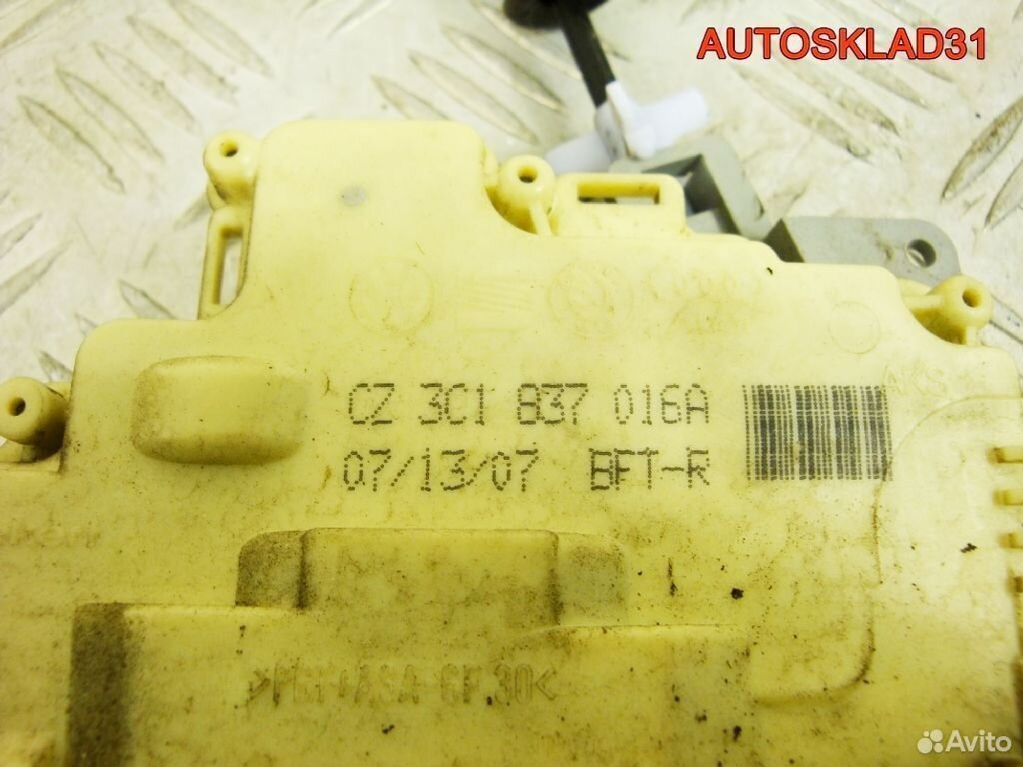 Замок двери передней правой Volkswagen Passat B6, 3600 рублей, Дубовое