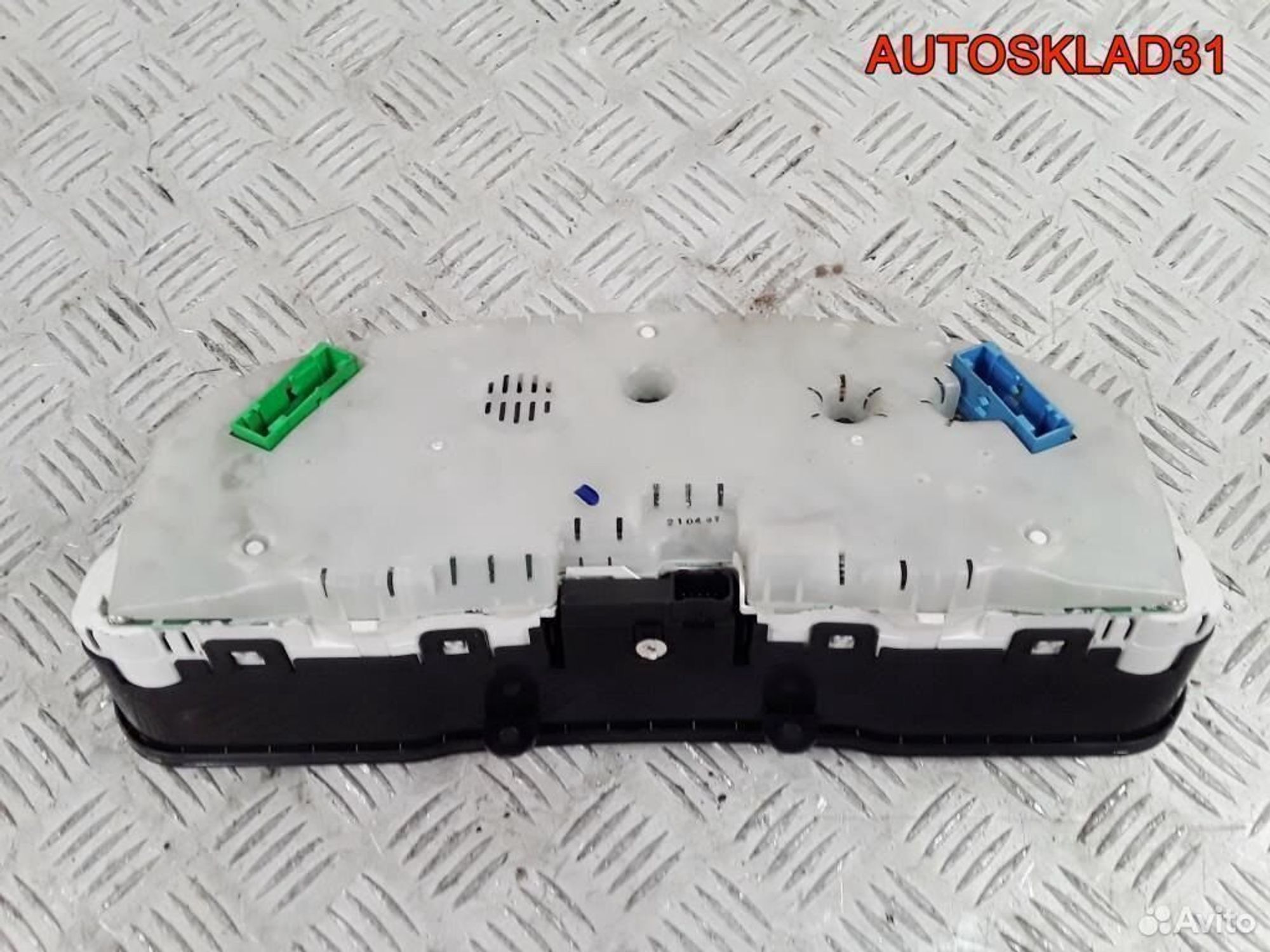 Панель приборов Audi A6 C5 2.4 бензин 4B0919860L, 4100 рублей, Дубовое