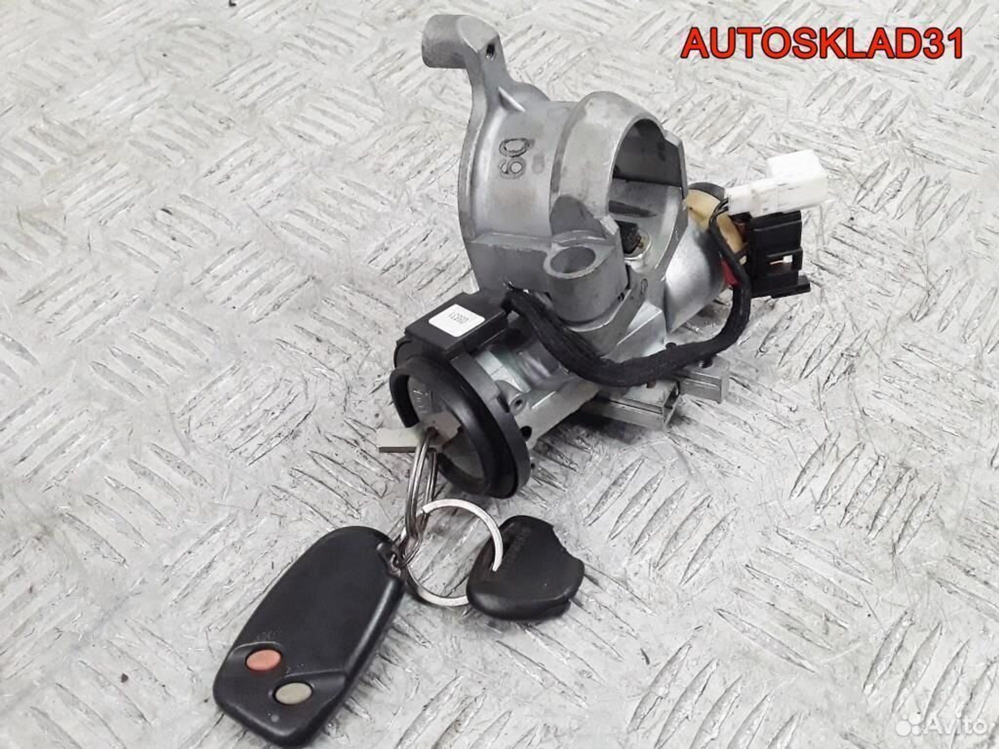 Замок зажигания Митсубиси Каризма да MR914743, 3600 рублей, Дубовое