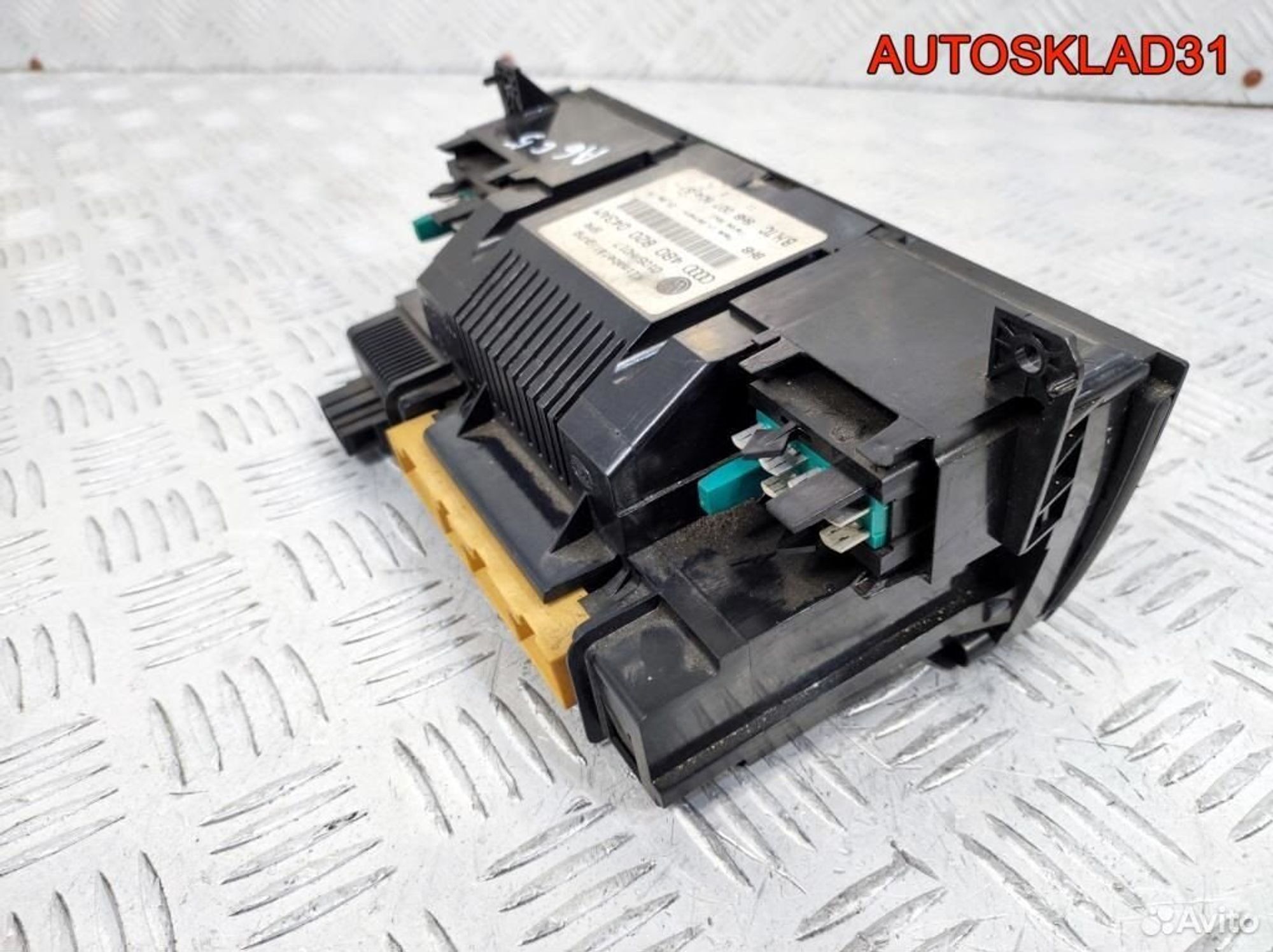 Блок управления климата Audi A6 C5 4B0820043AM, 1400 рублей, Дубовое