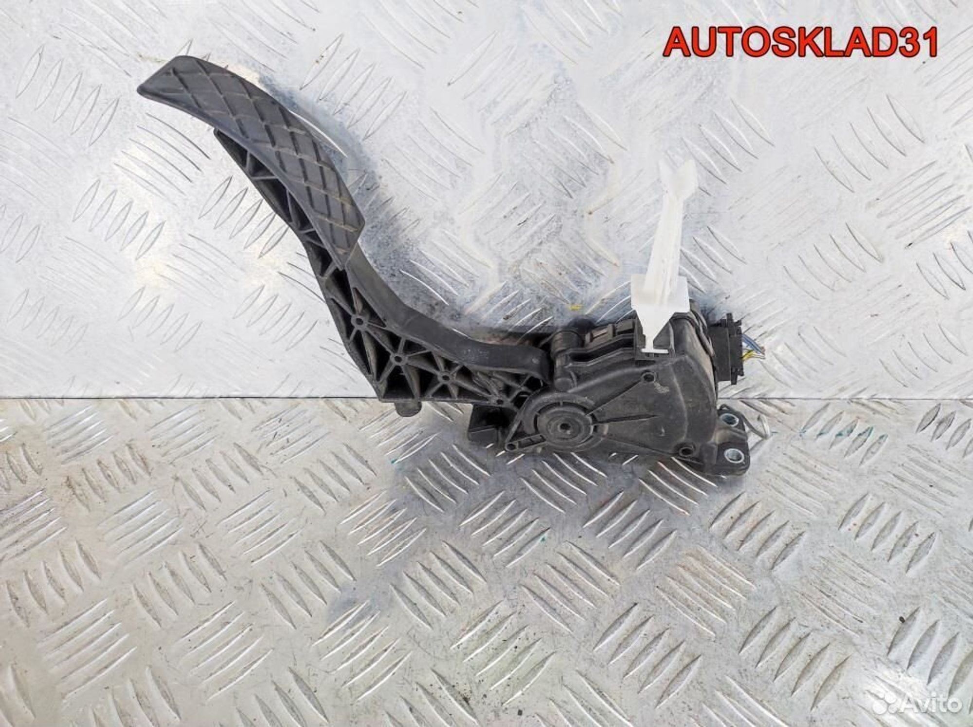 Педаль газа Skoda Octavia A4 6Q1721503B Дизель, 1700 рублей, Дубовое