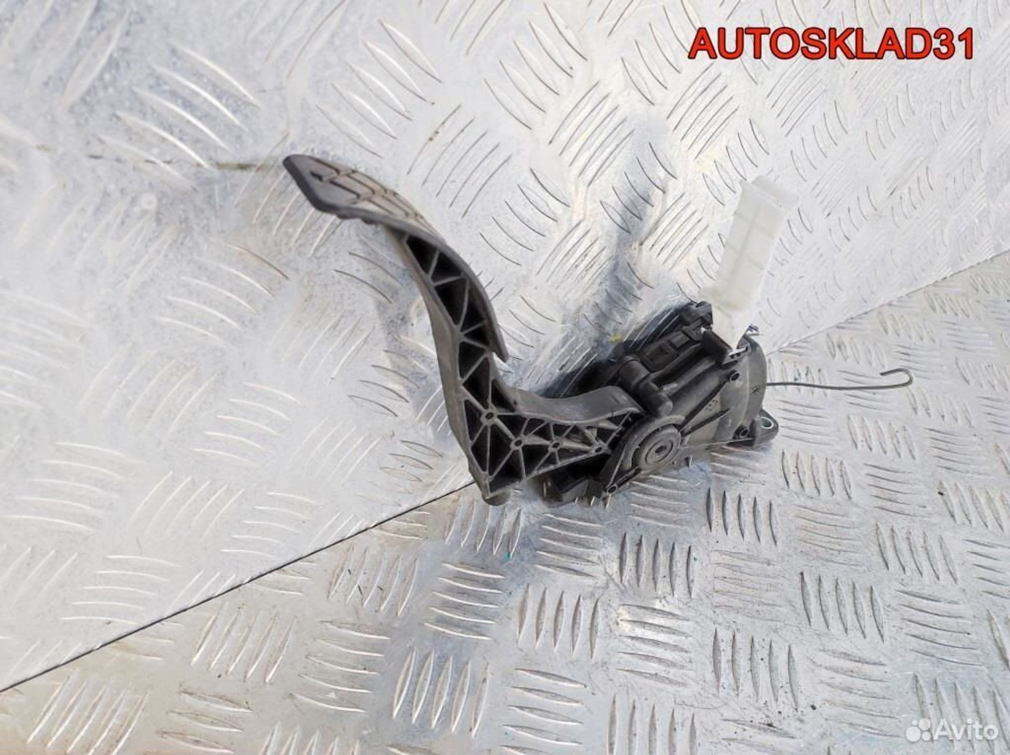 Педаль газа Skoda Octavia A4 6Q1721503B Дизель, 1700 рублей, Дубовое