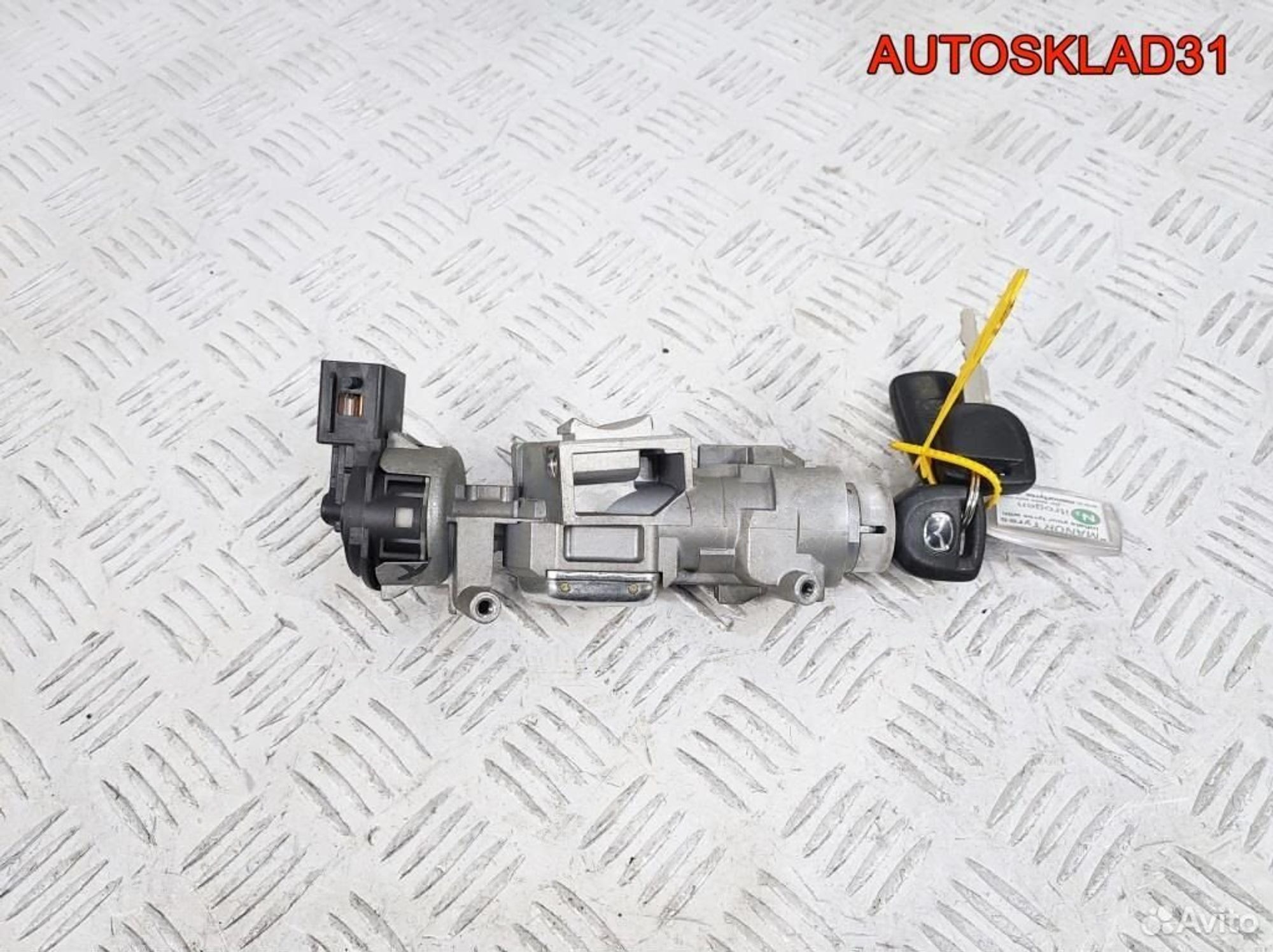 Замок зажигания Mazda 3 BK 3M513F880AA, 2600 рублей, Дубовое