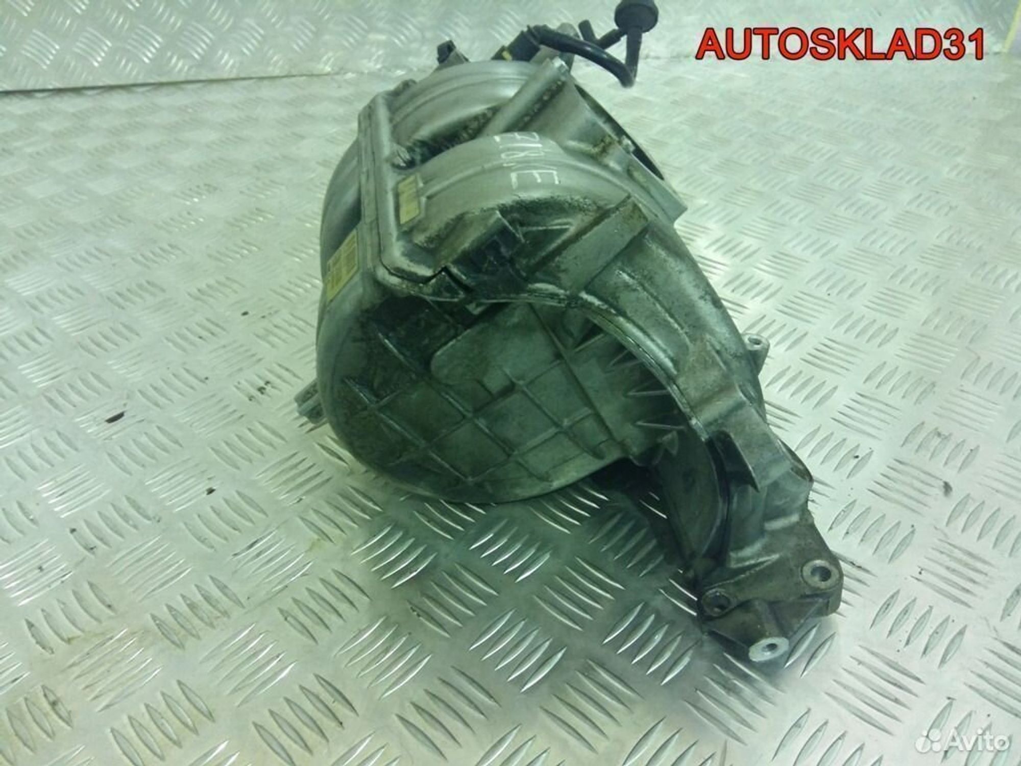 Коллектор впускной Opel Astra G 1.8 Z18XE 90536060, 1100 рублей, Дубовое