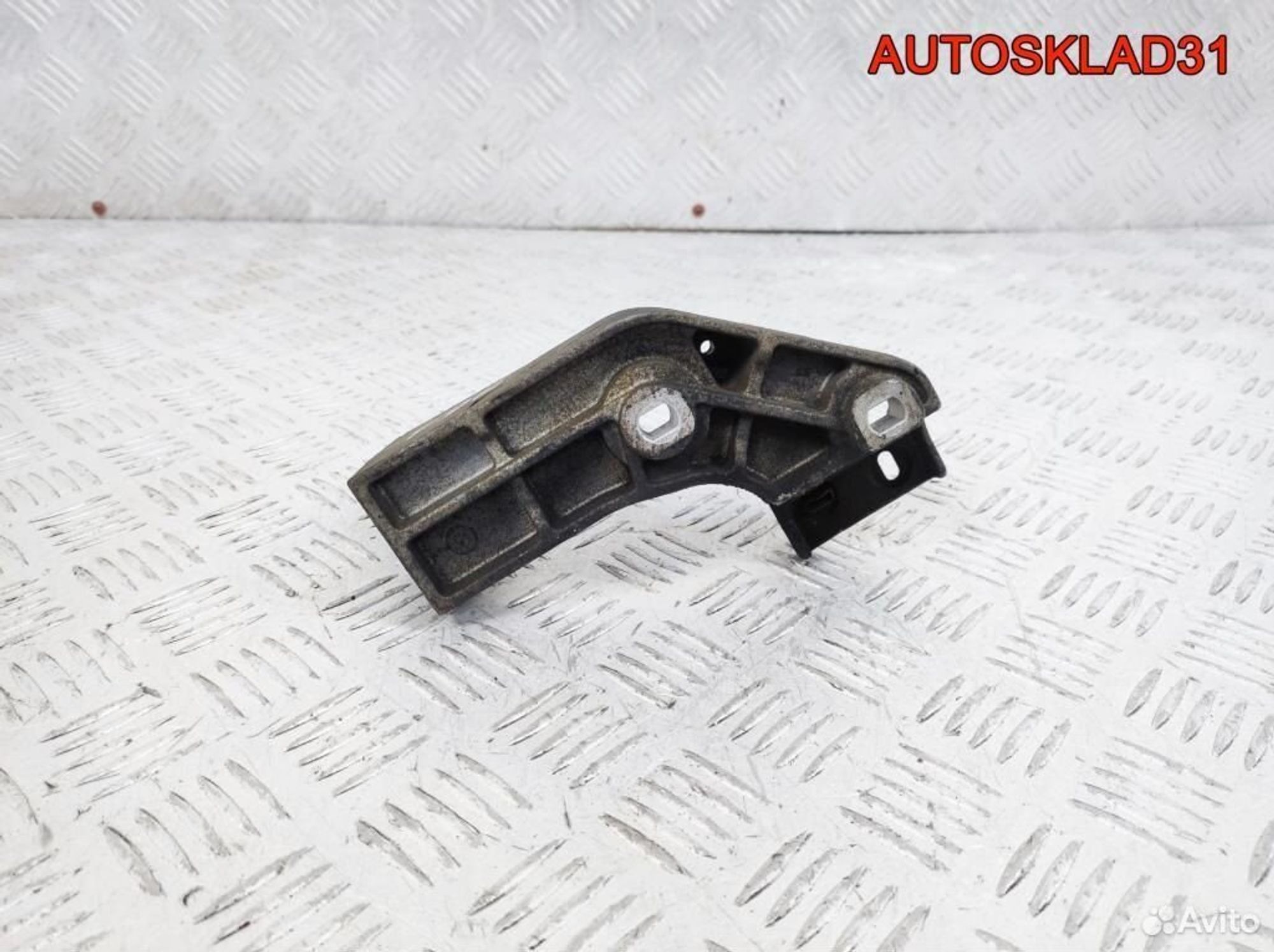 Кронштейн тнвд Volvo V40 F9Q 8200157461, 900 рублей, Дубовое