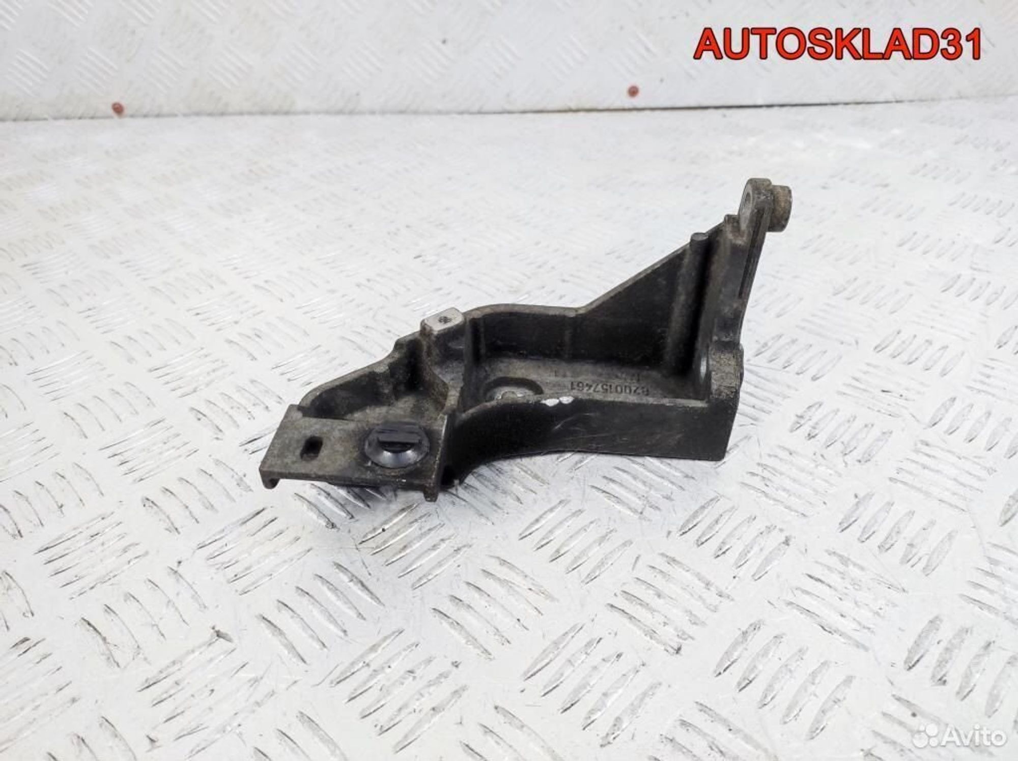 Кронштейн тнвд Volvo V40 F9Q 8200157461, 900 рублей, Дубовое