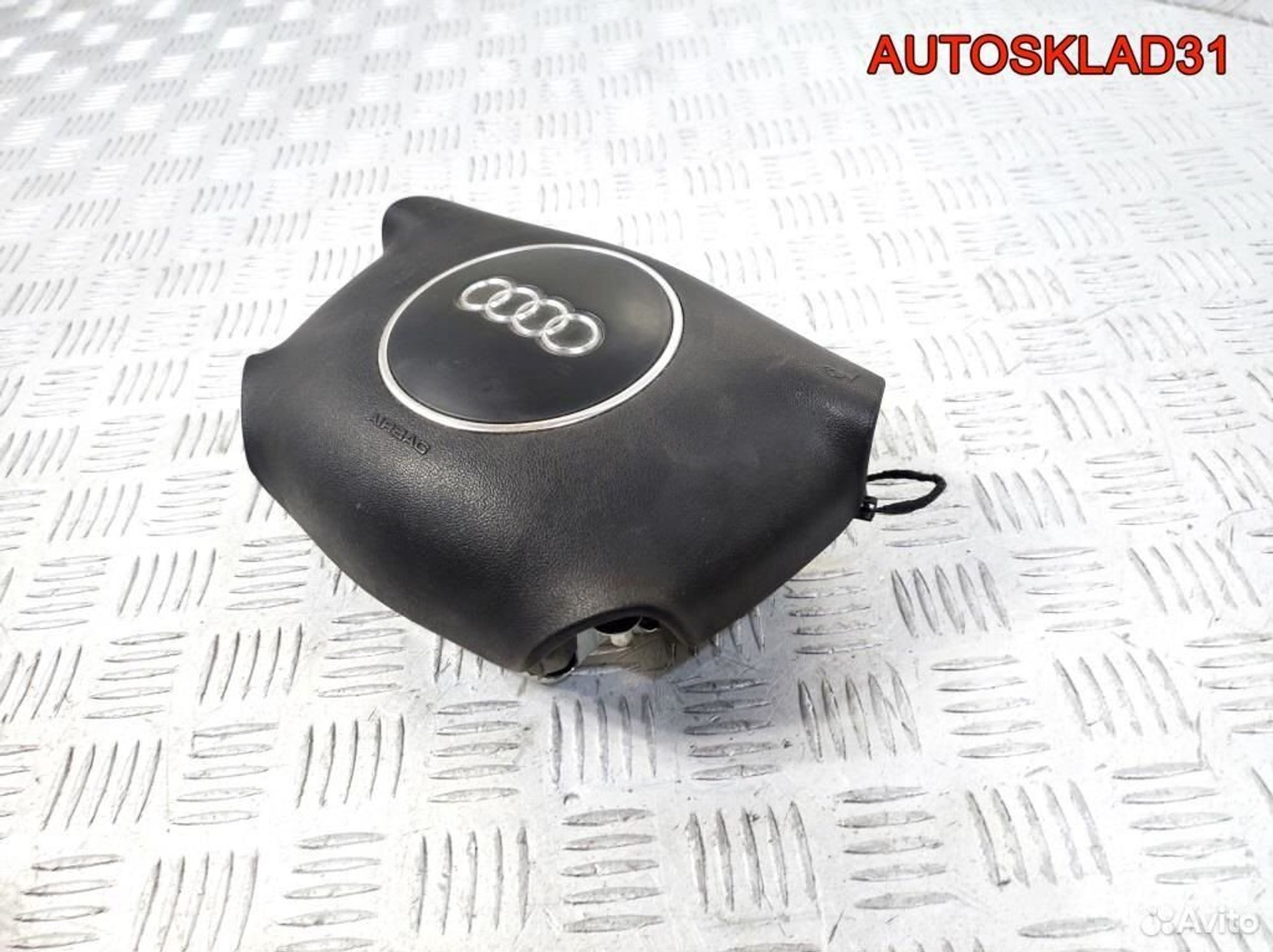 Подушка безопасности в руль Audi A3 8P1 8P0880201D, 3200 рублей, Дубовое