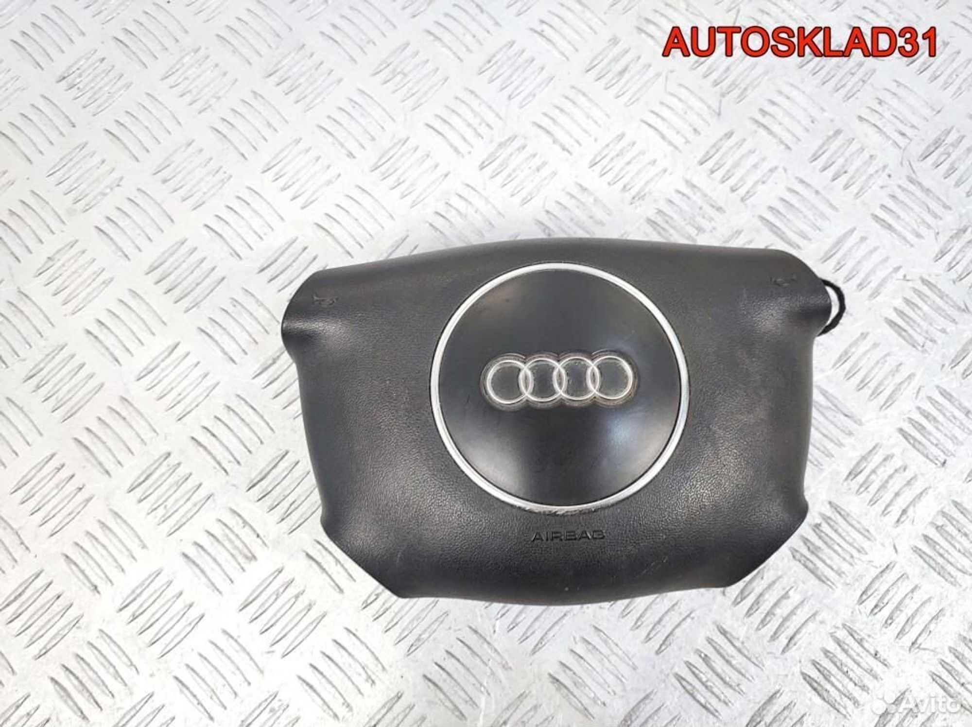 Подушка безопасности в руль Audi A3 8P1 8P0880201D, 3200 рублей, Дубовое