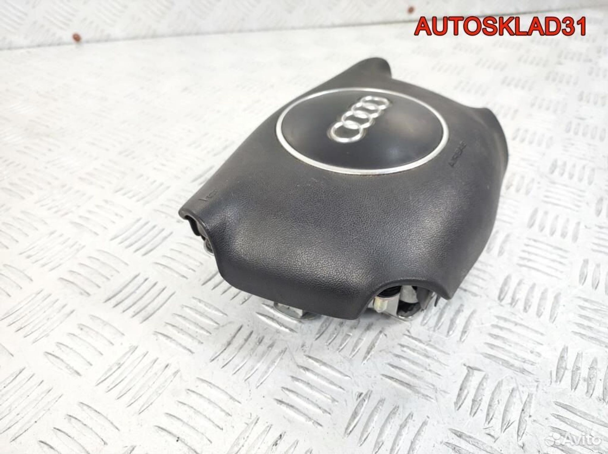 Подушка безопасности в руль Audi A3 8P1 8P0880201D, 3200 рублей, Дубовое