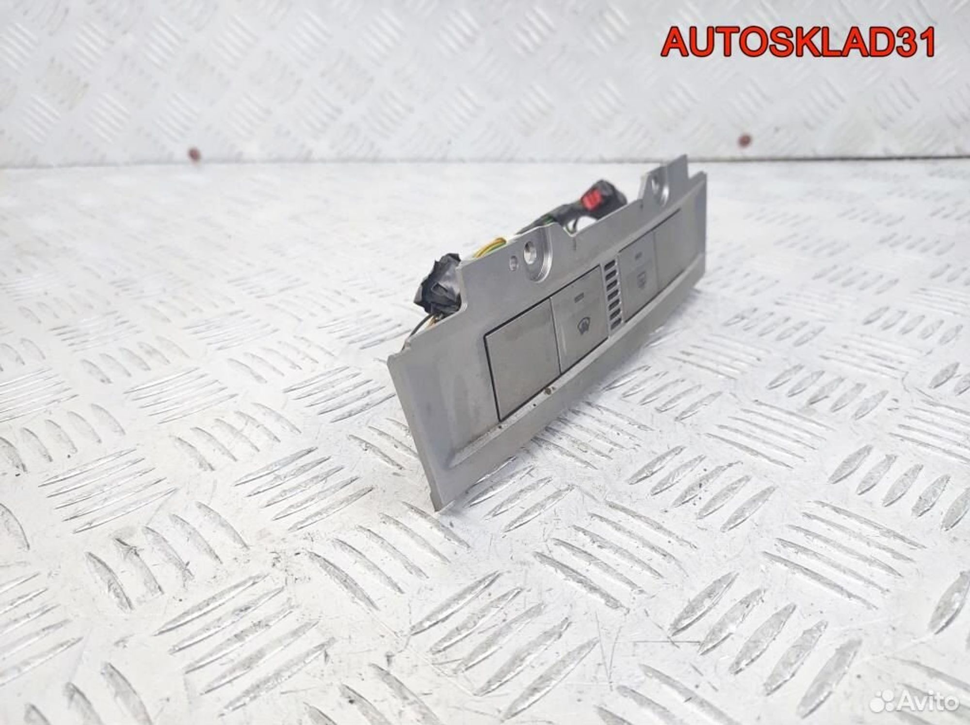 Блок кнопок Ford Focus 2 4M5113D734BC, 900 рублей, Дубовое