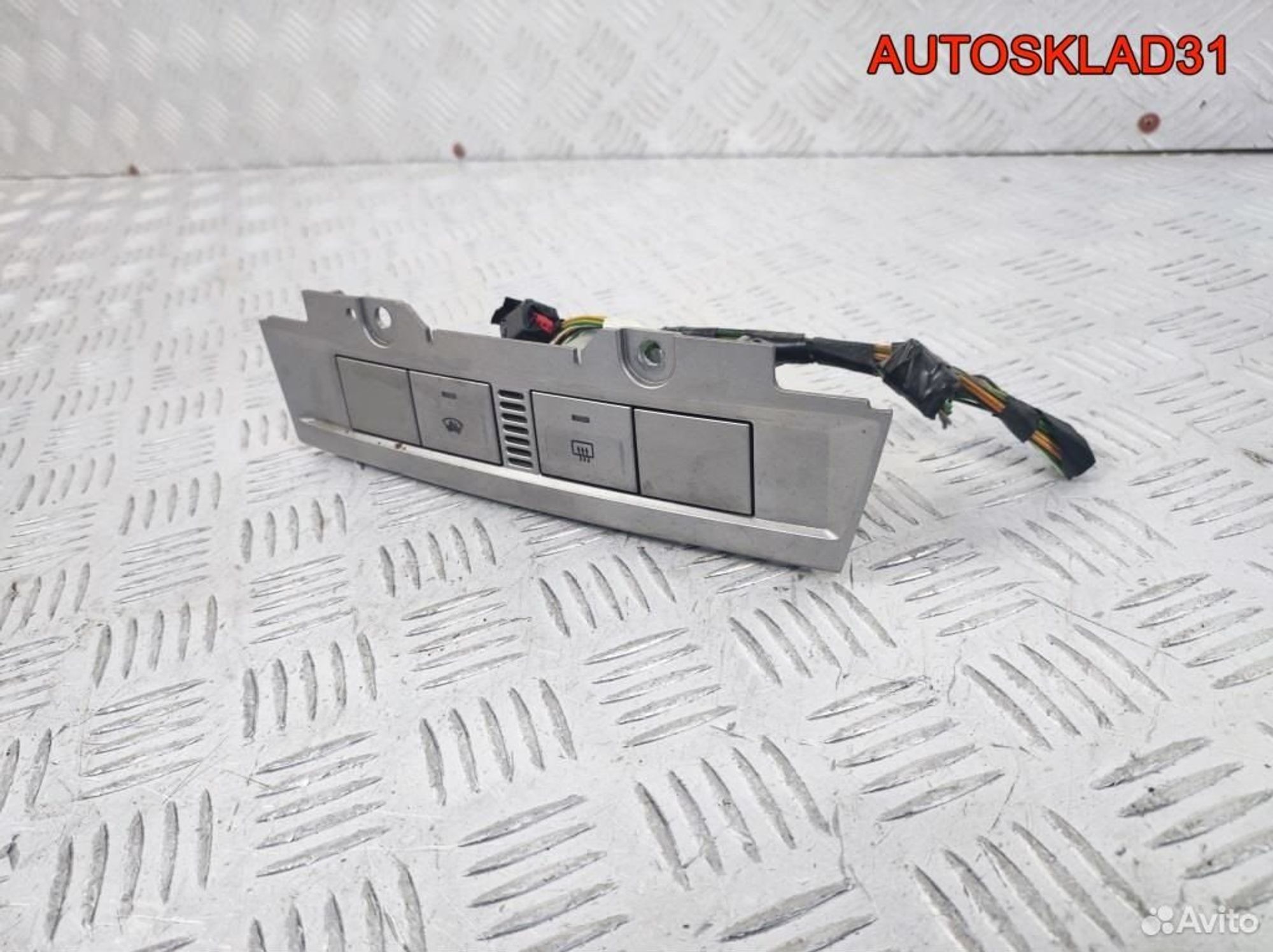 Блок кнопок Ford Focus 2 4M5113D734BC, 900 рублей, Дубовое