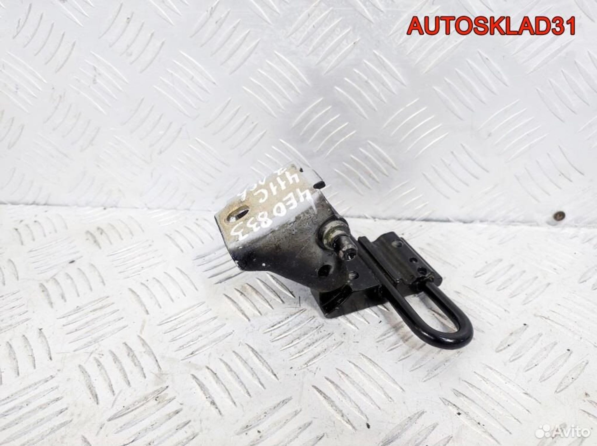 Петля двери задней левой Audi A8 D3 4E0833411C, 1700 рублей, Дубовое