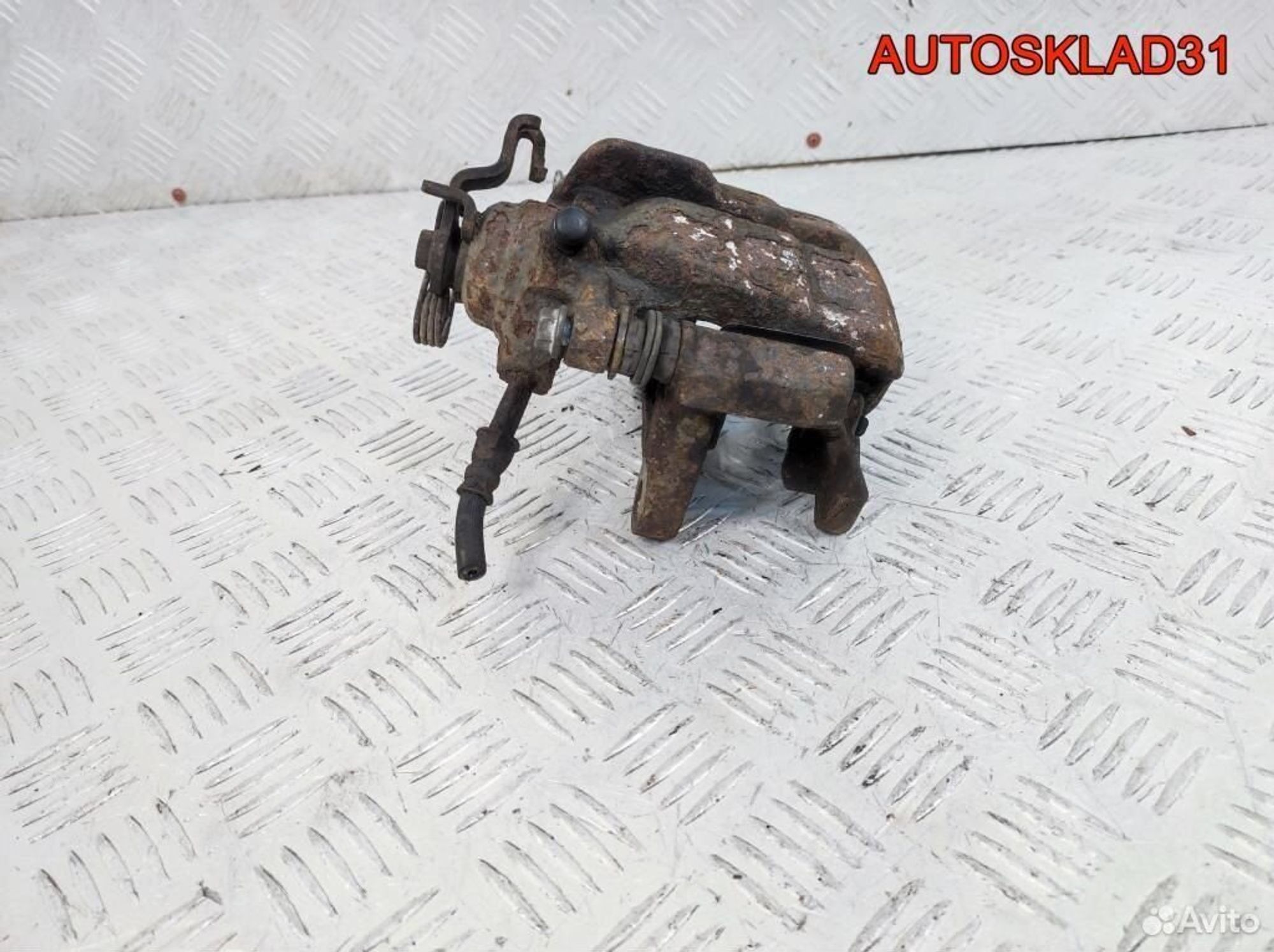 Суппорт тормозной задний левый VW Transporter T5, 6200 рублей, Дубовое