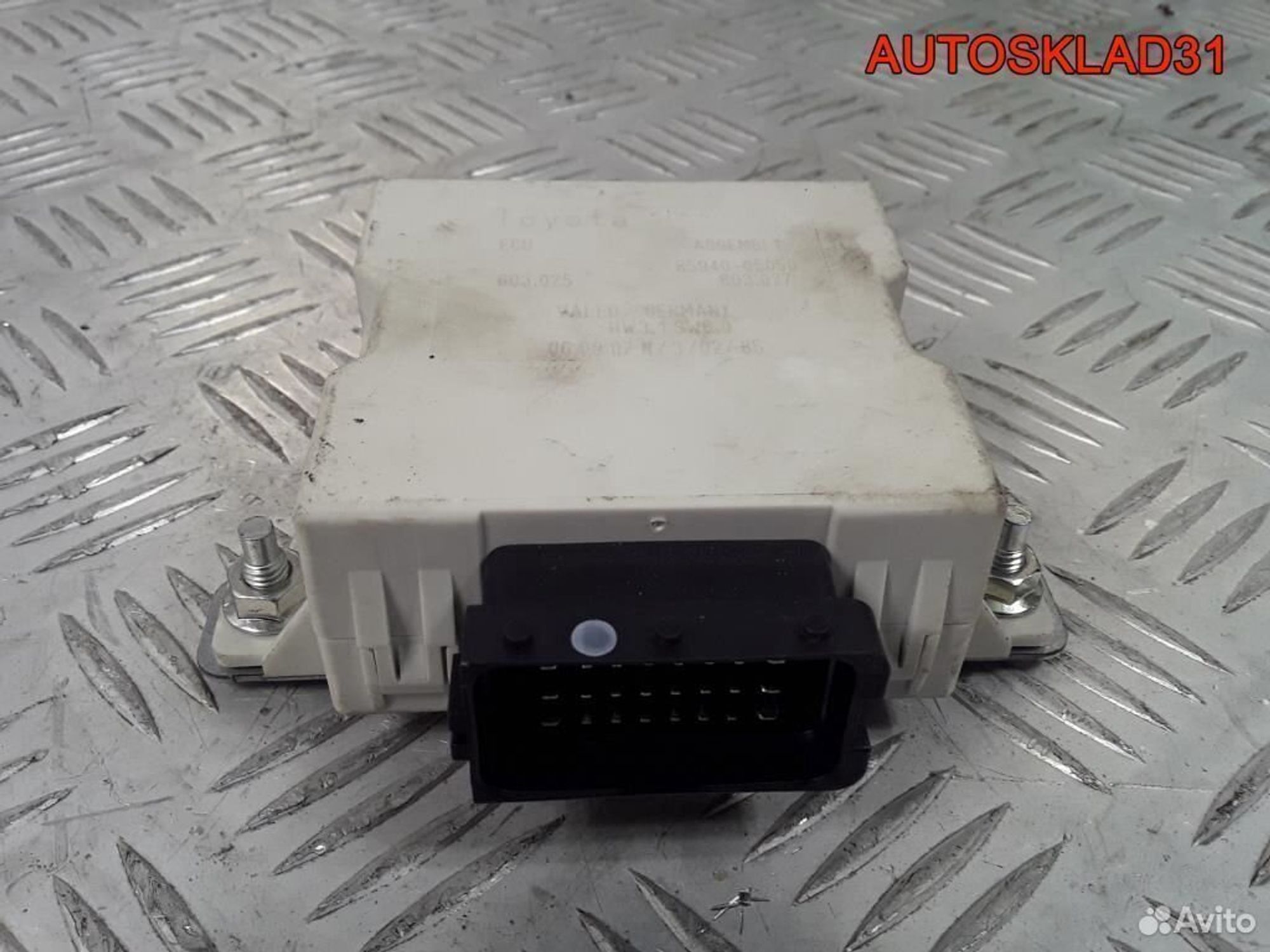 Реле стеклоочистителей Toyota Avensis 2 8594005050, 1100 рублей, Дубовое