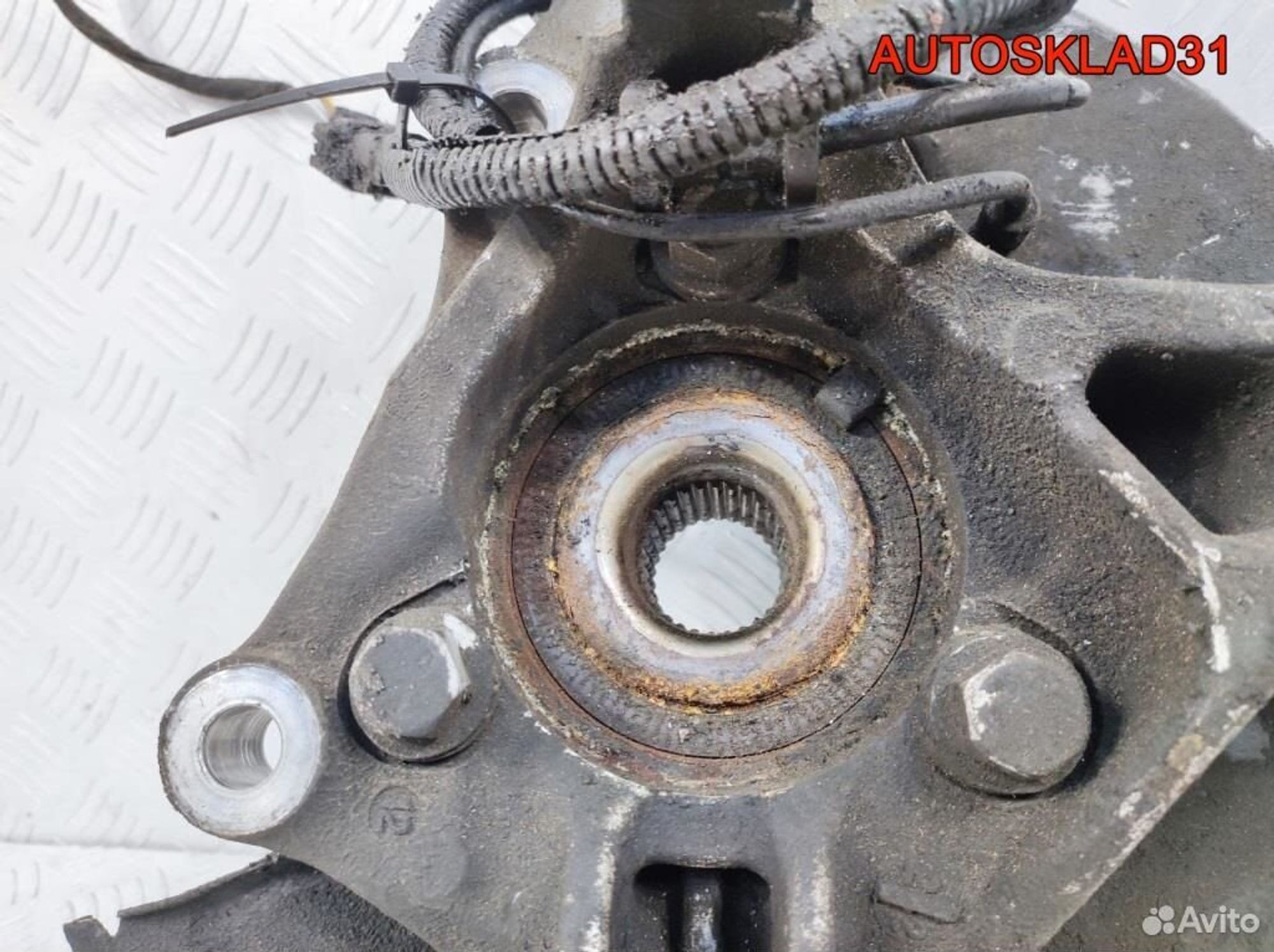 Кулак поворотный передний правый Opel Astra J, 4900 рублей, Дубовое