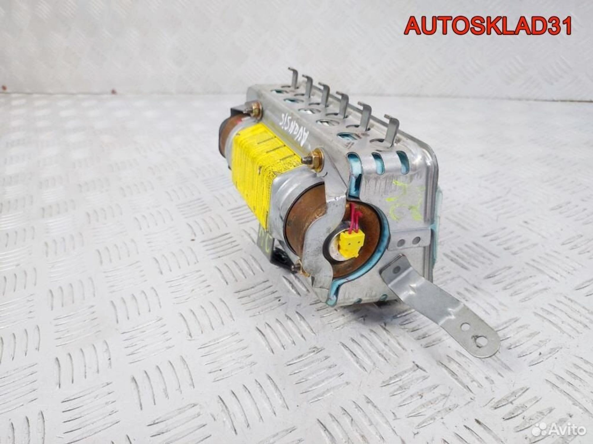 Подушка безопасности пассажира Toyota Avensis 2, 2100 рублей, Дубовое