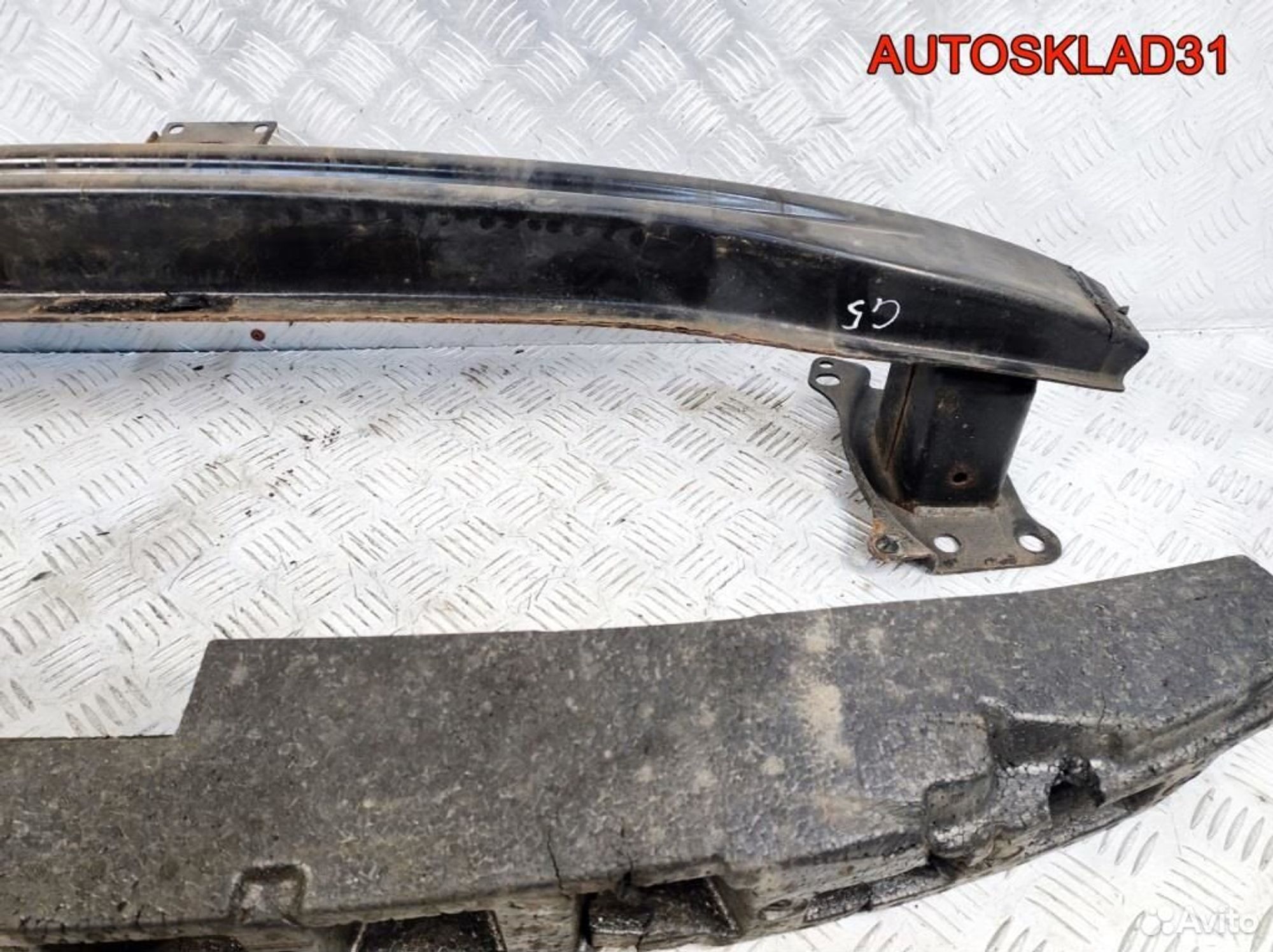 Усилитель переднего бампера VW Golf 5 1K0807109C, 2100 рублей, Дубовое