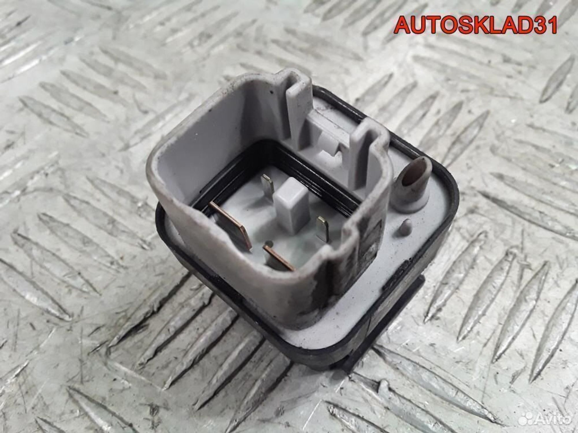 Реле свечей накала Toyota Corolla Verso 2861067010, 2500 рублей, Дубовое