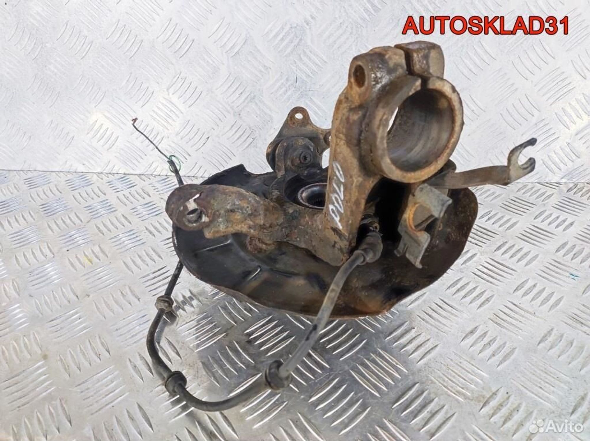 Кулак поворотный передний правый VW Polo HB, 4100 рублей, Дубовое