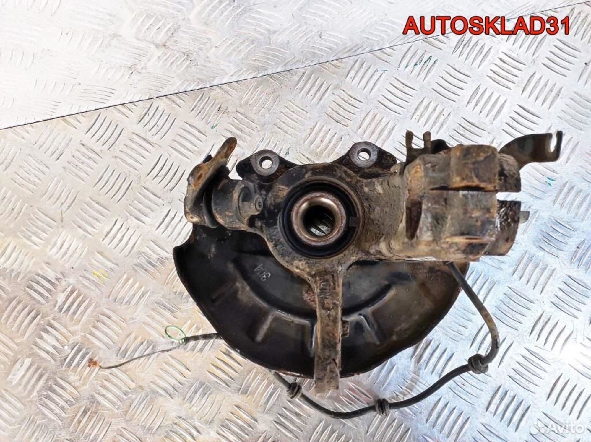 Кулак поворотный передний правый VW Polo HB, 4100 рублей, Дубовое