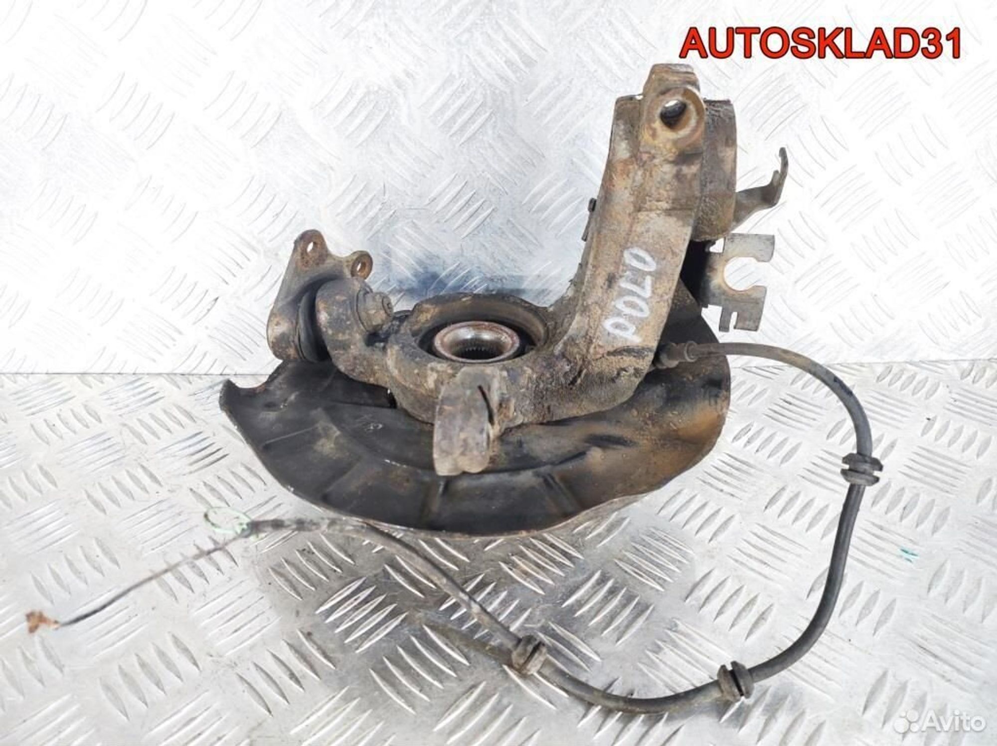 Кулак поворотный передний правый VW Polo HB, 4100 рублей, Дубовое