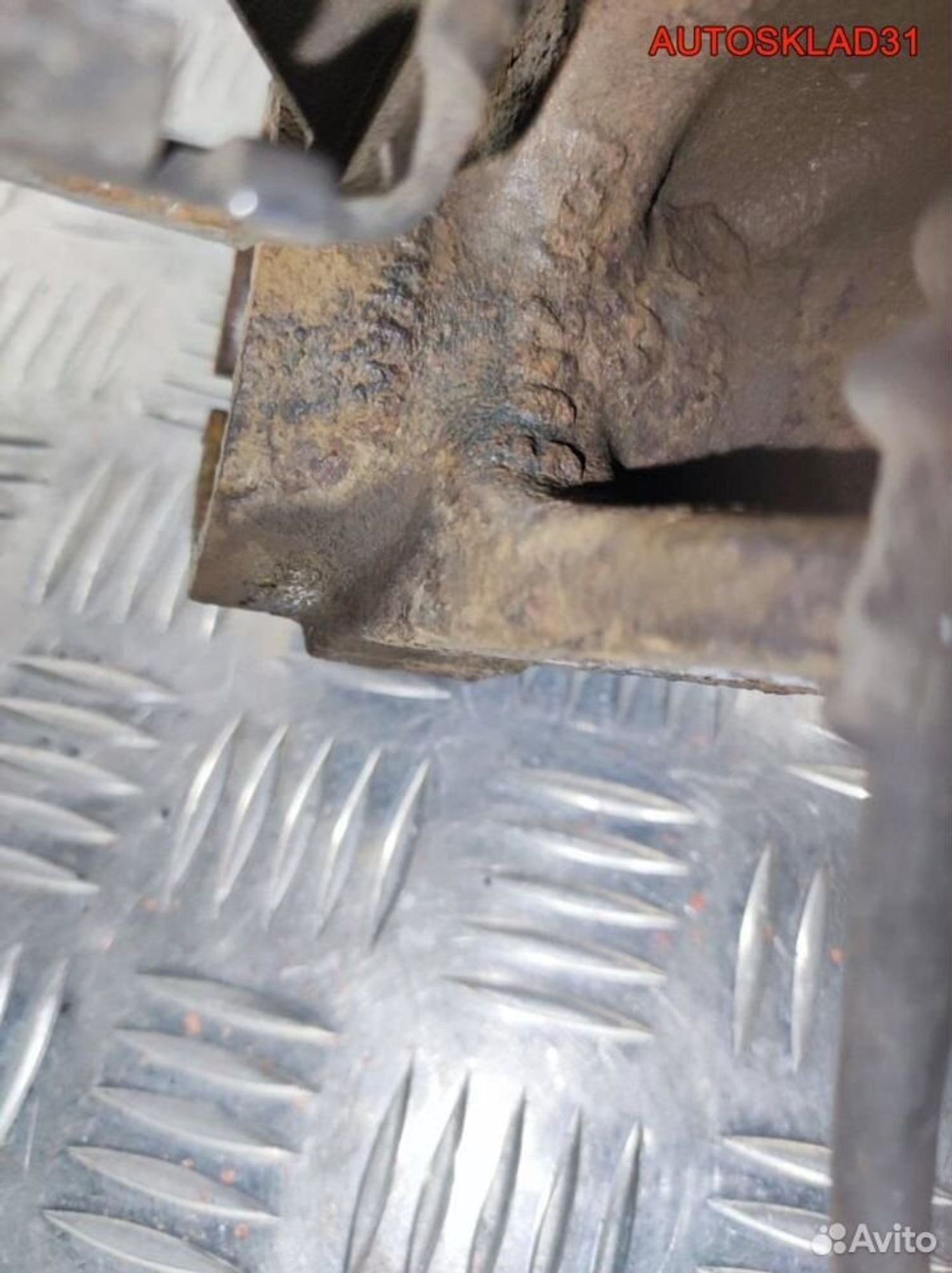 Кулак поворотный передний правый VW Polo HB, 4100 рублей, Дубовое