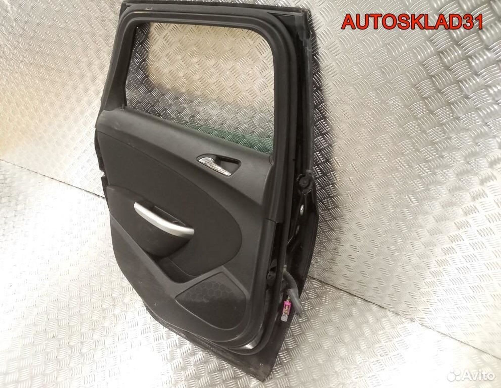 Дверь задняя левая Opel Astra J 13301546 Универсал, 14300 рублей, Дубовое