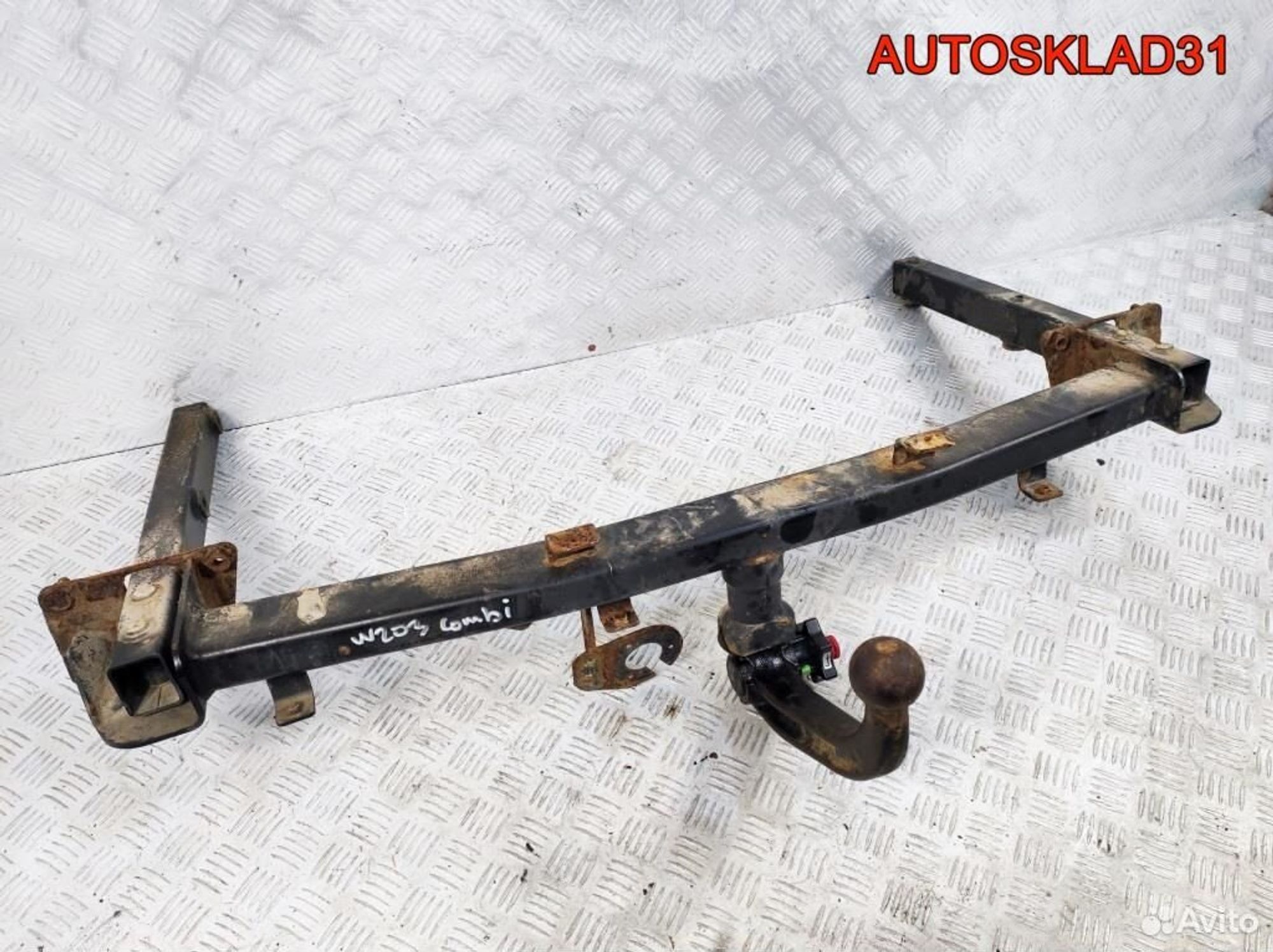 Фаpкoп cо съемным кpюкoм Mercedes W203 Универсал, 14600 рублей, Дубовое