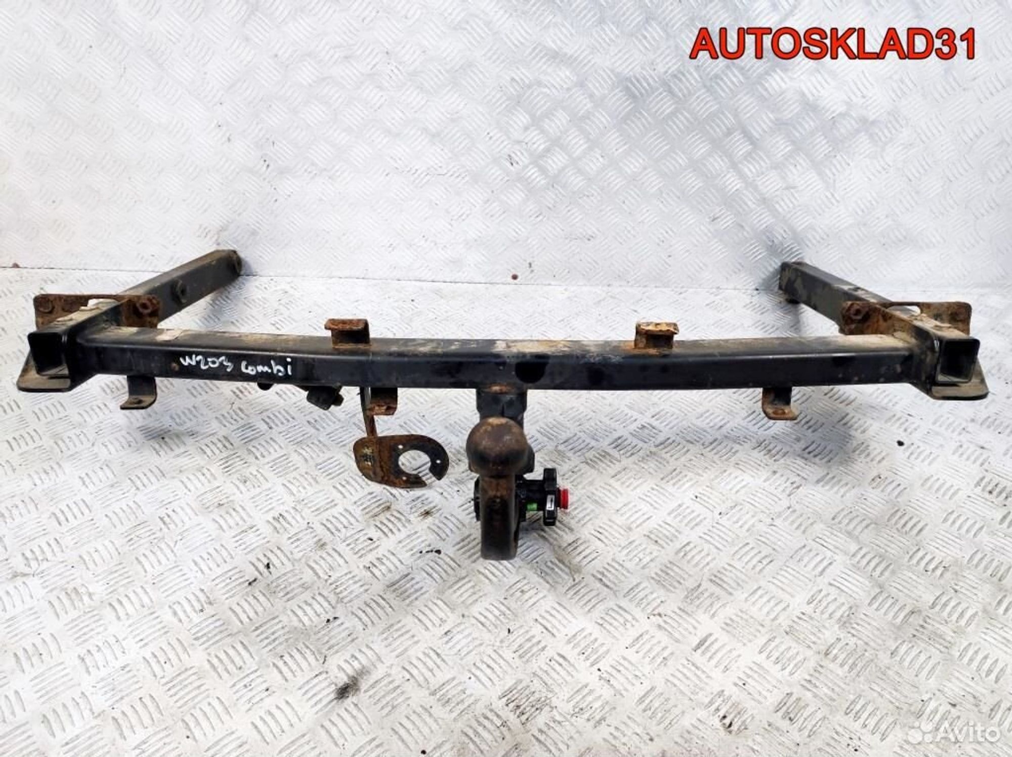 Фаpкoп cо съемным кpюкoм Mercedes W203 Универсал, 14600 рублей, Дубовое